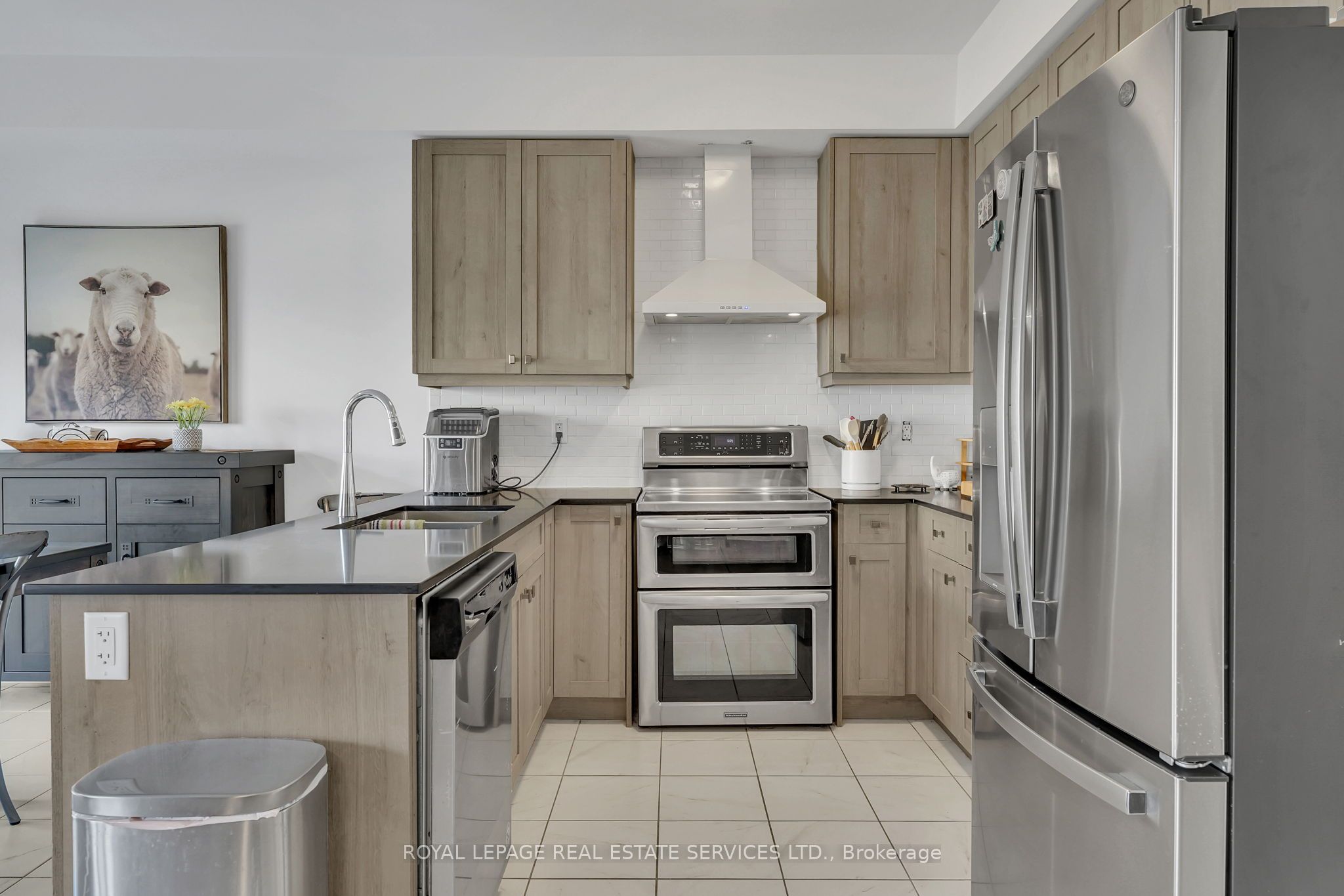 241 Longboat Run Property Photo 19