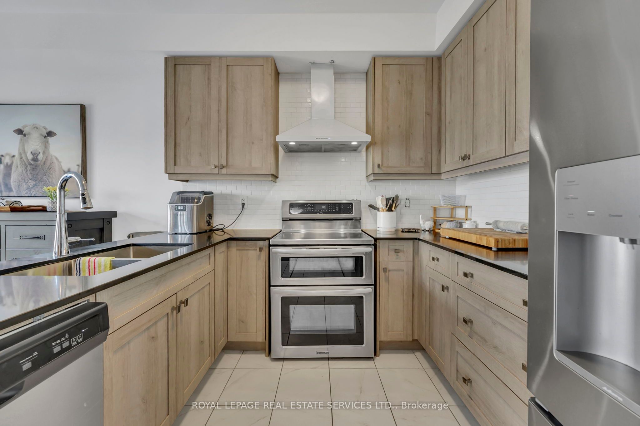 241 Longboat Run Property Photo 23