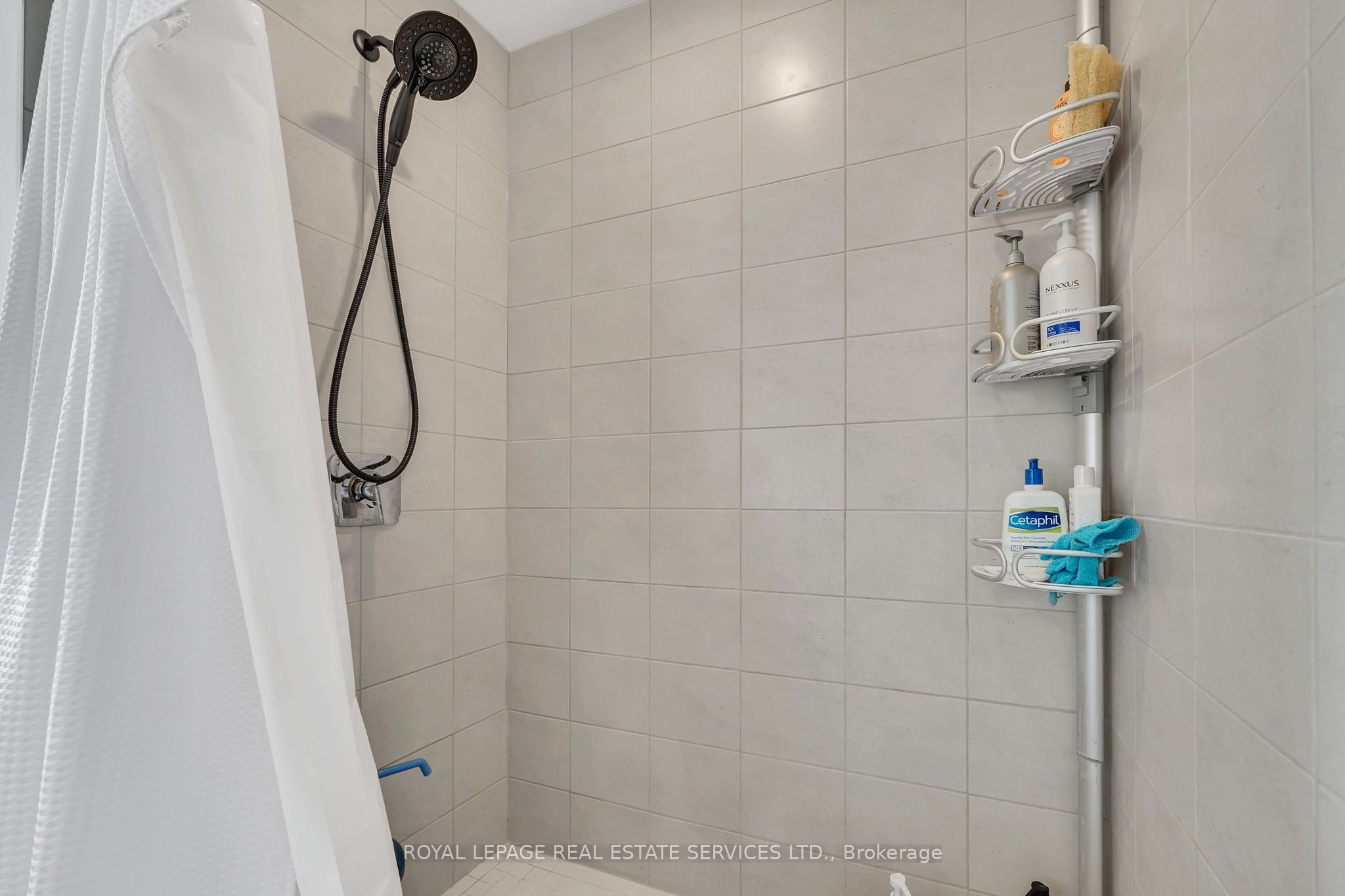 241 Longboat Run Property Photo 37