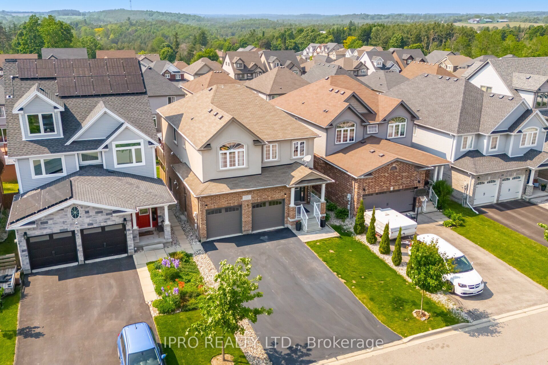 132 Coker Cres