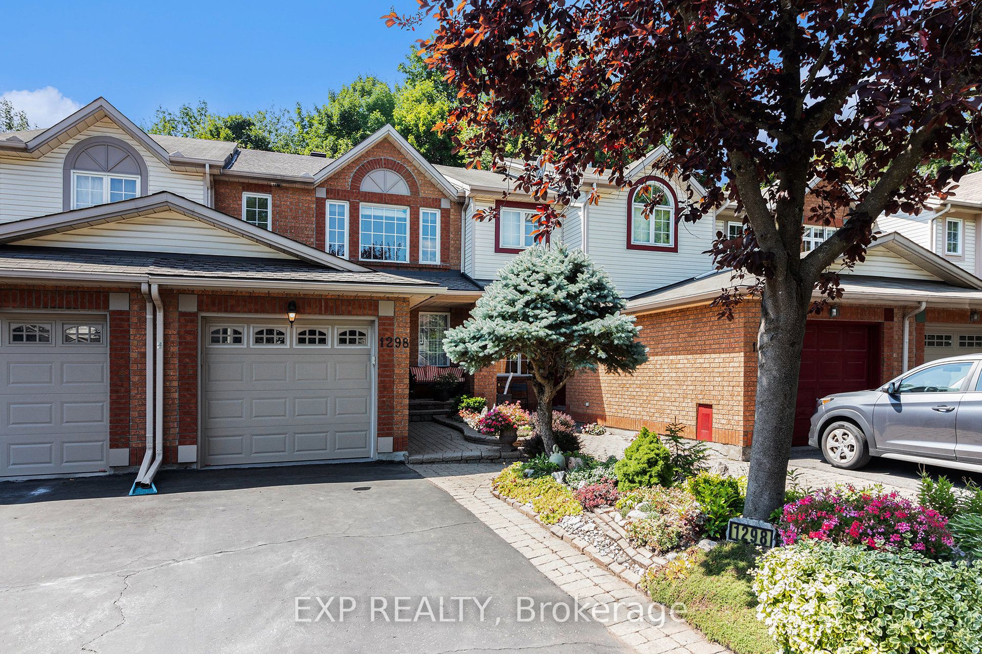1298 Silvestri Crescent Property Photo 1