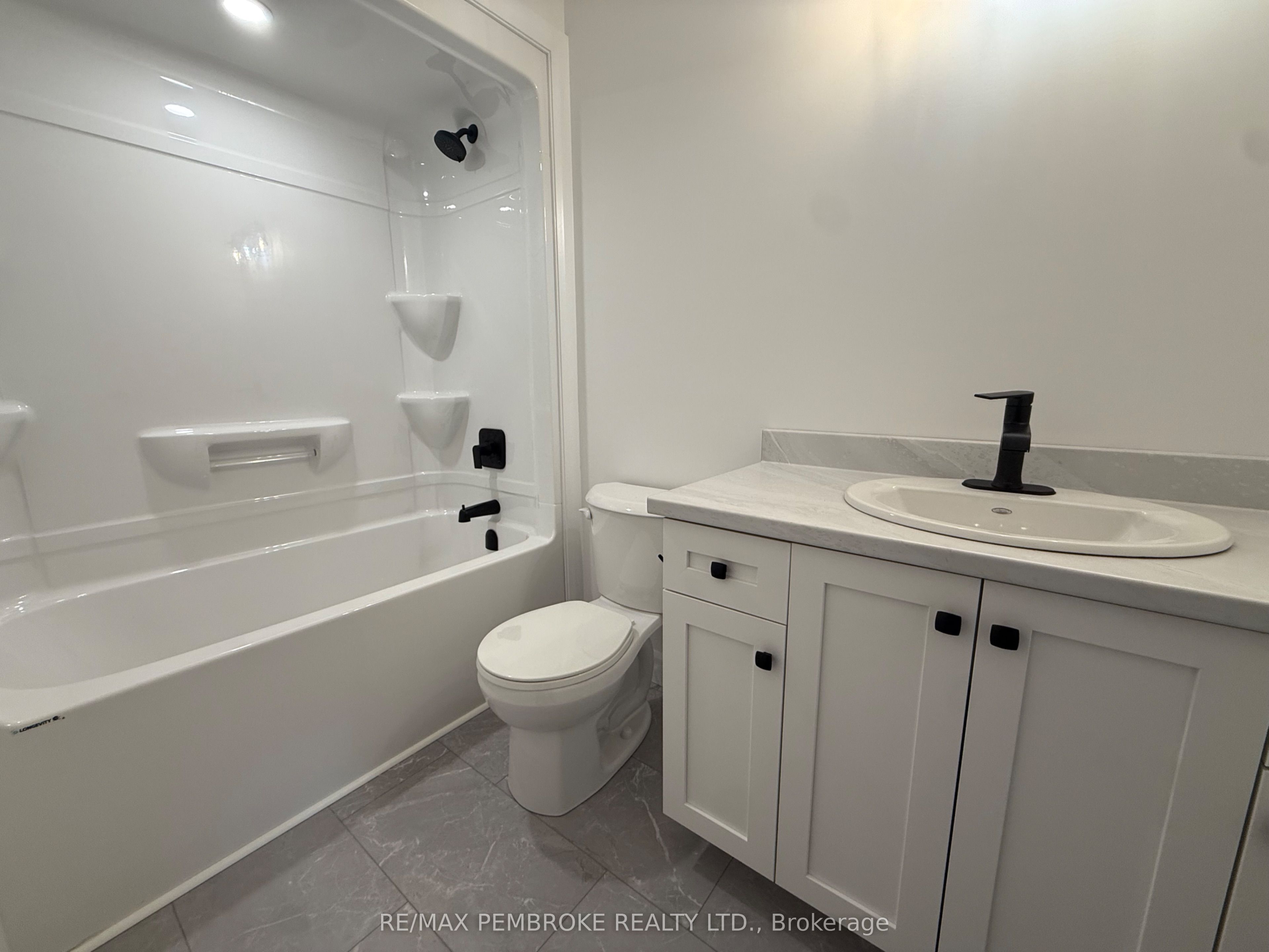 14 Durant Street Property Photo 17