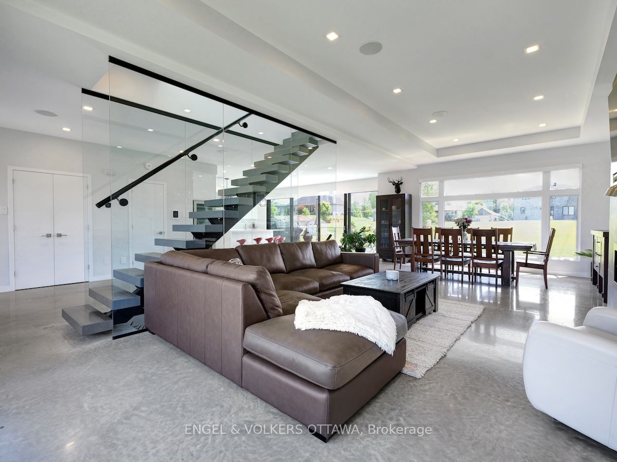 46 Forest Hill Road Property Photo 9