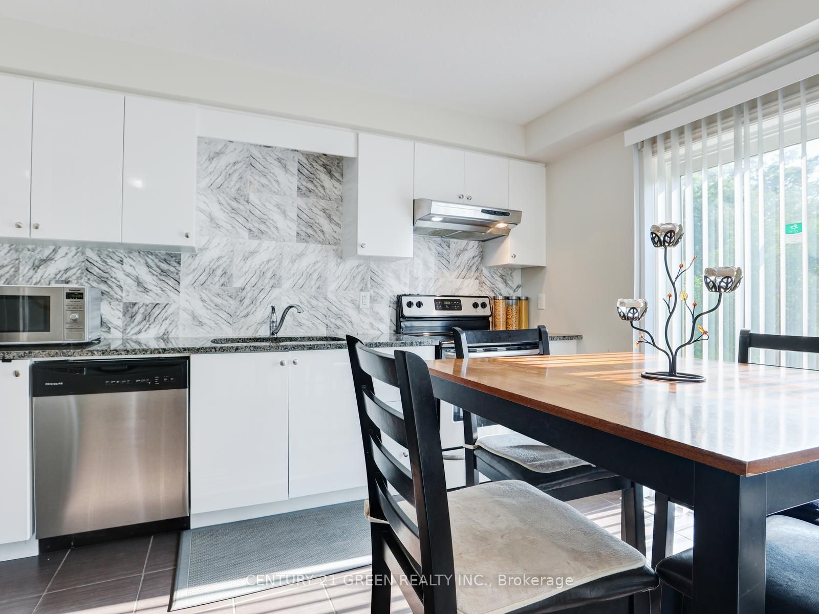 12 Poplar Drive 11 Property Photo 16