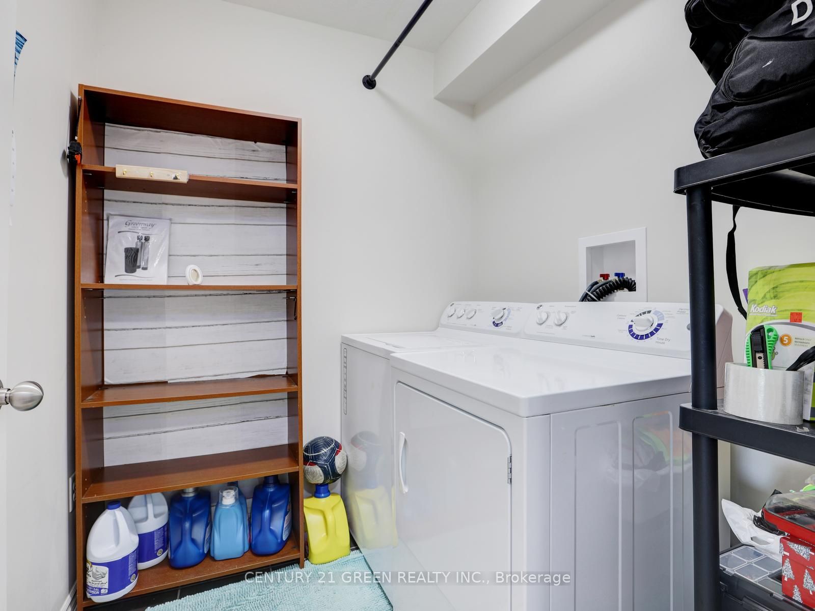 12 Poplar Drive 11 Property Photo 28