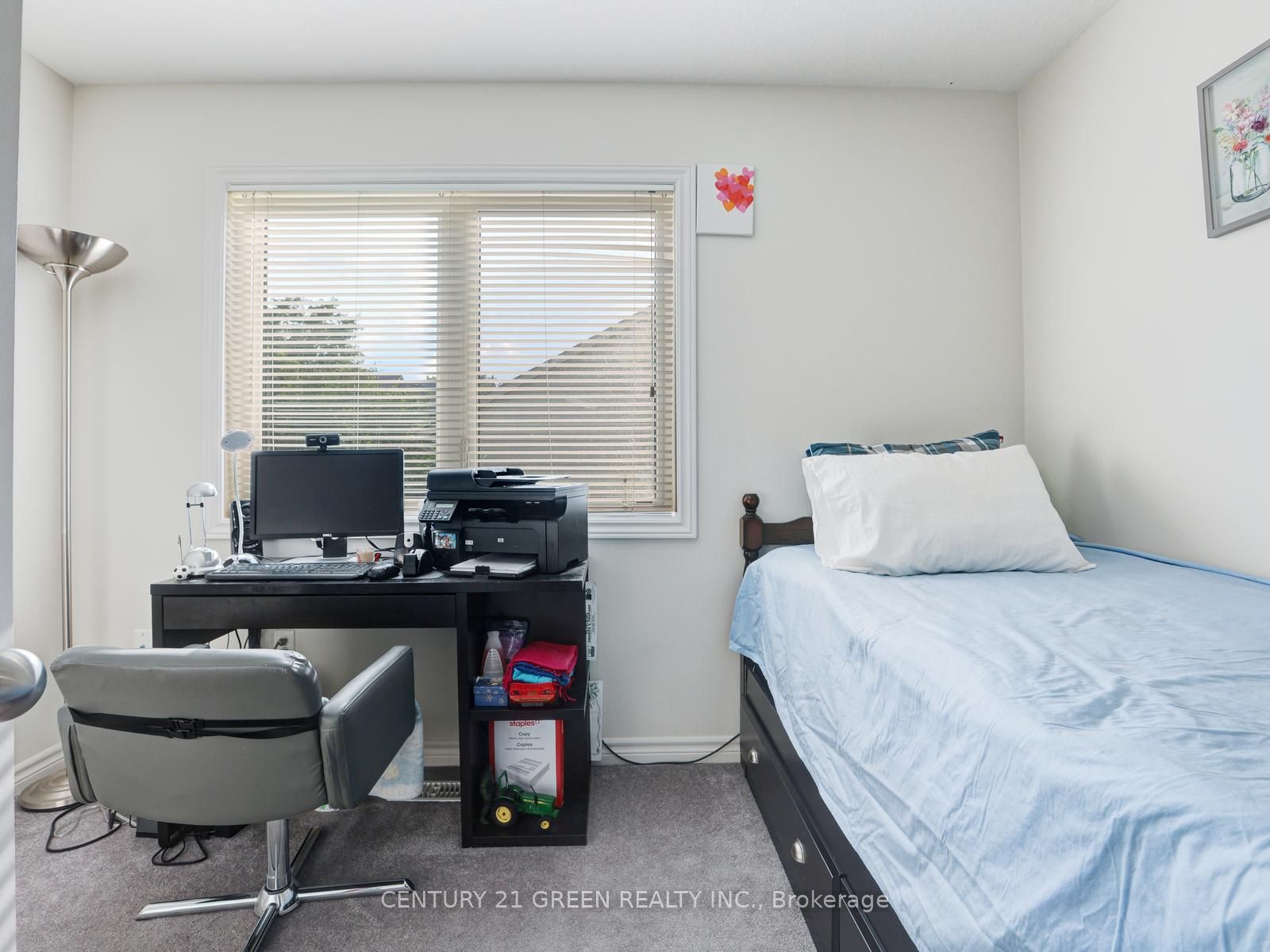 12 Poplar Drive 11 Property Photo 34