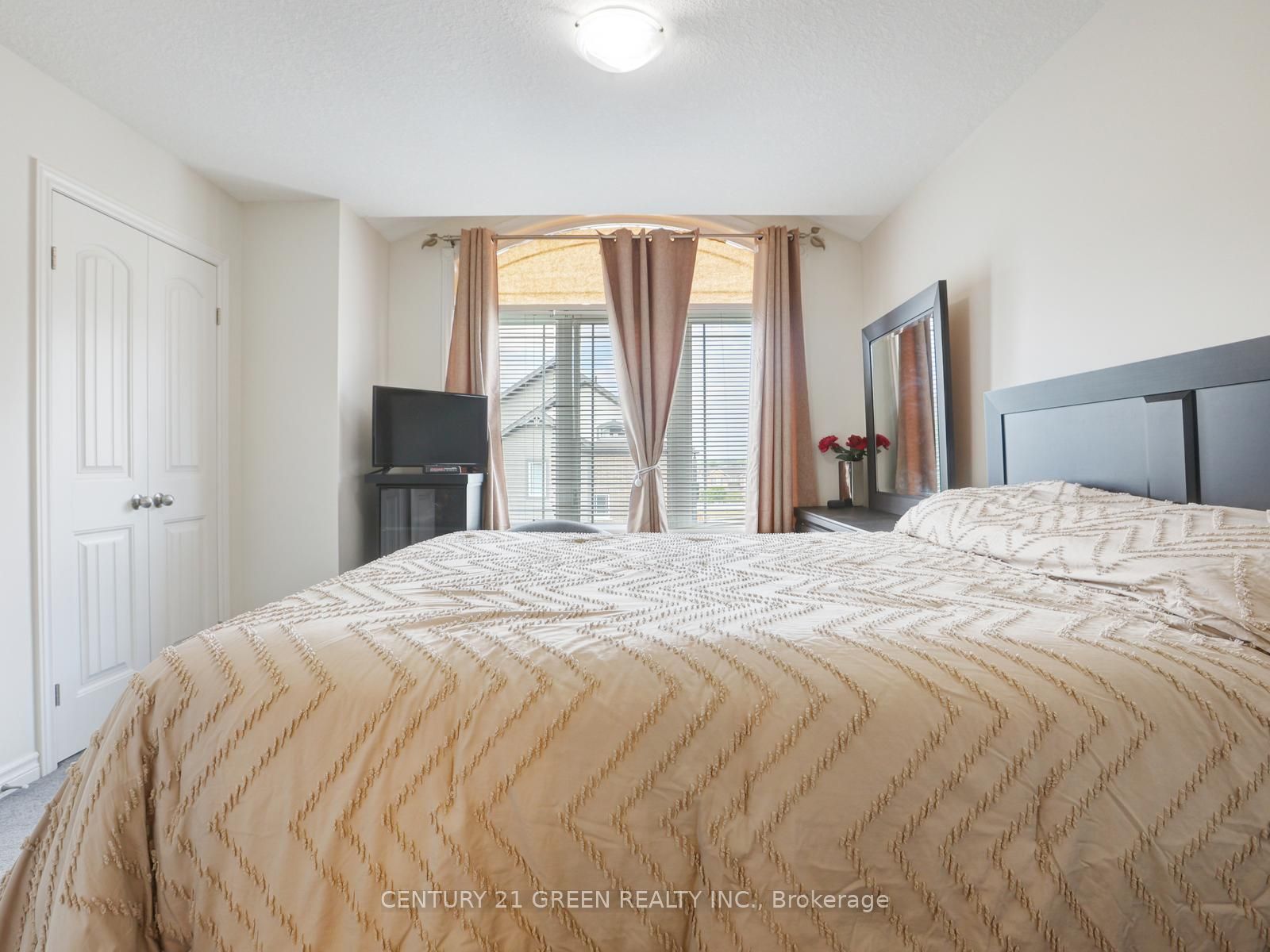 12 Poplar Drive 11 Property Photo 42