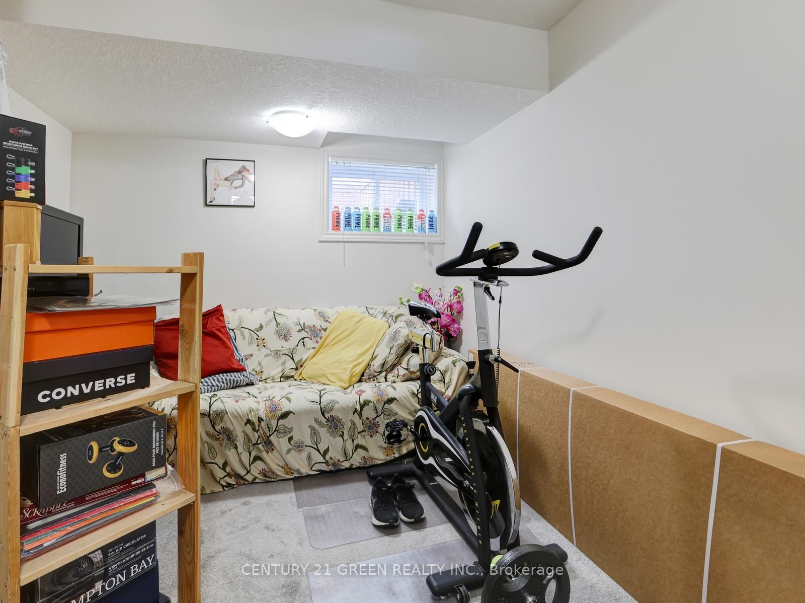 12 Poplar Drive 11 Property Photo 49