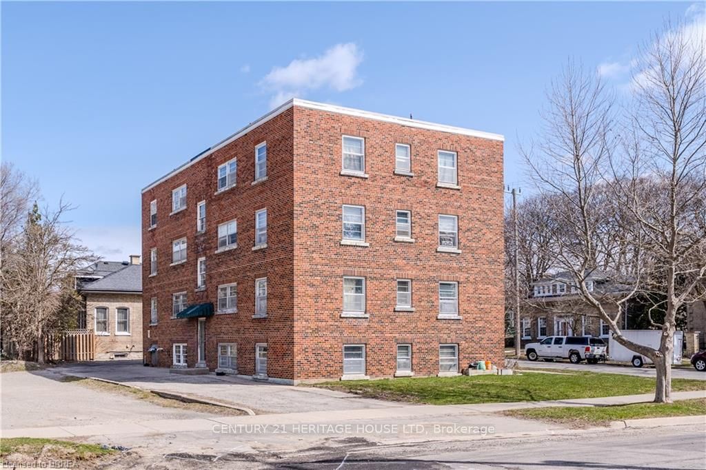 88 Charlotte Street Property Photo 3