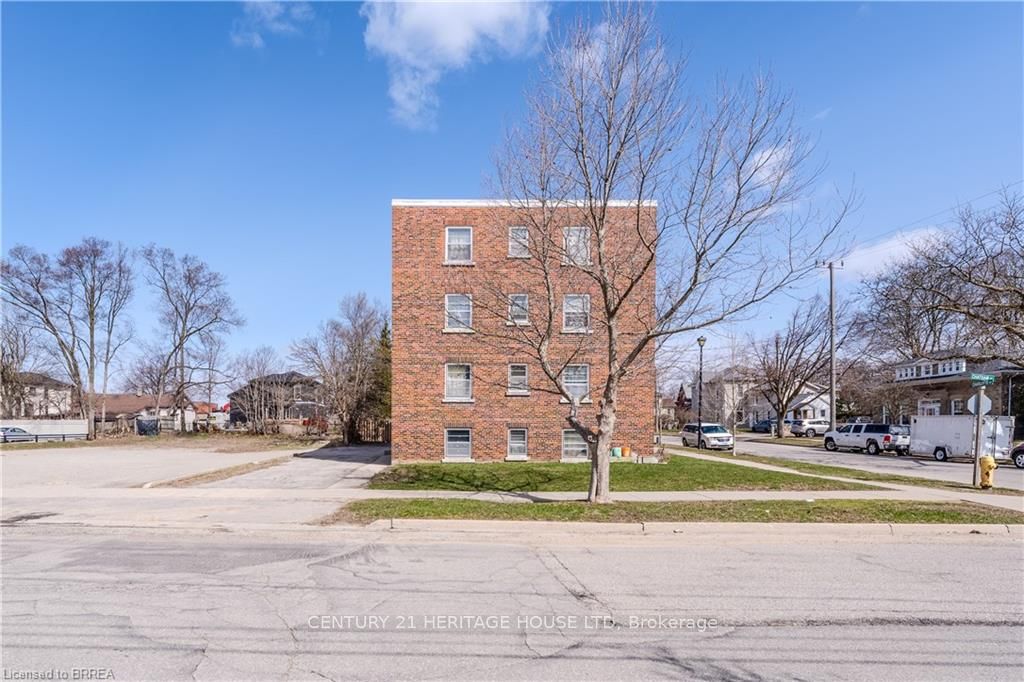 88 Charlotte Street Property Photo 5