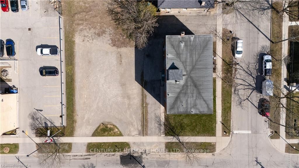 88 Charlotte Street Property Photo 7