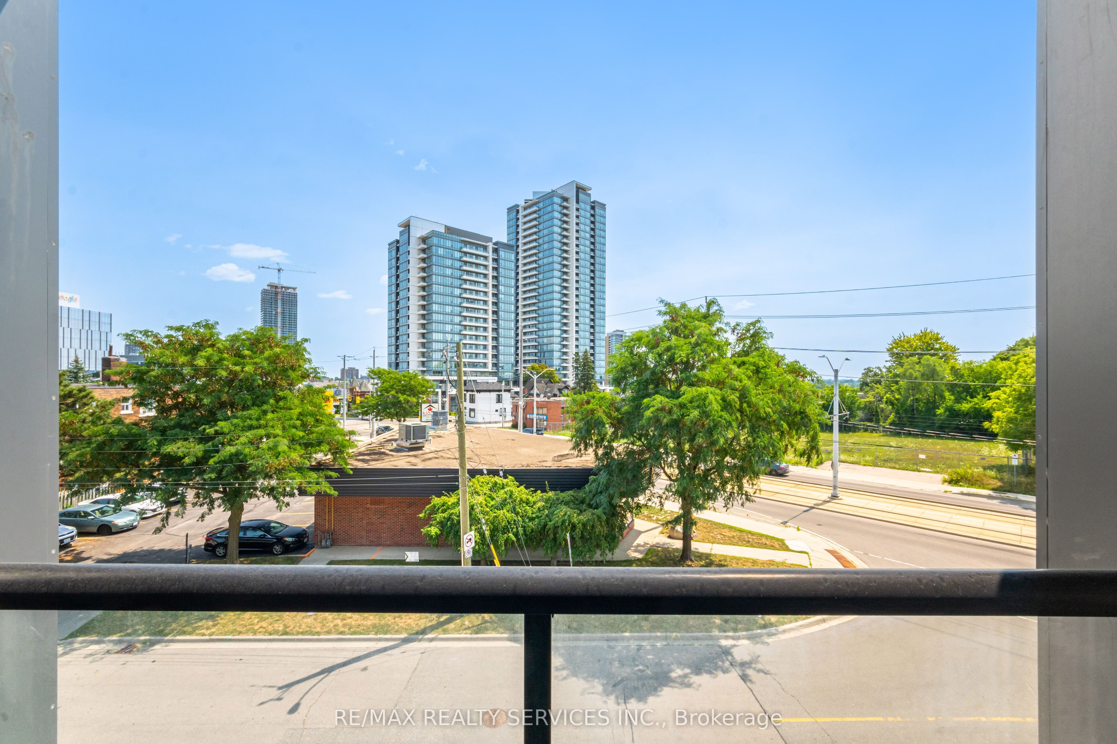 690 King Street W 311 Property Photo 27