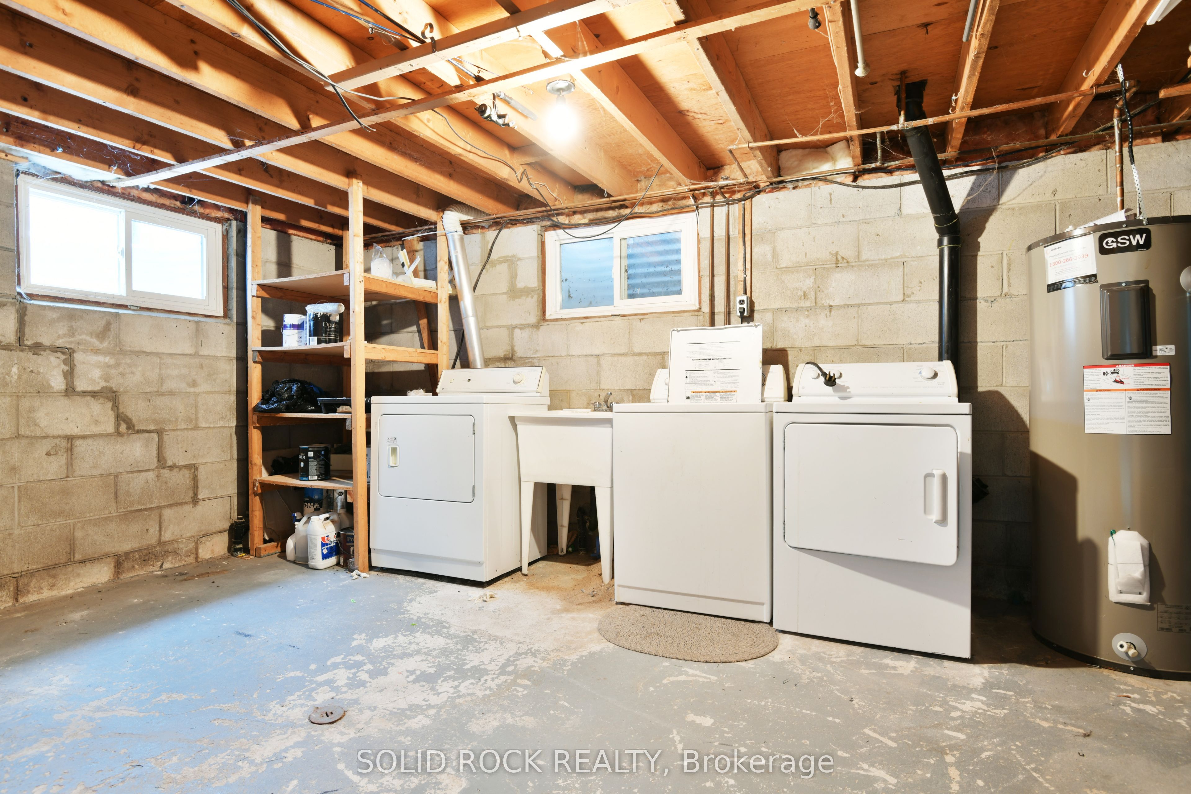 54 / 56 William Street W Property Photo 20