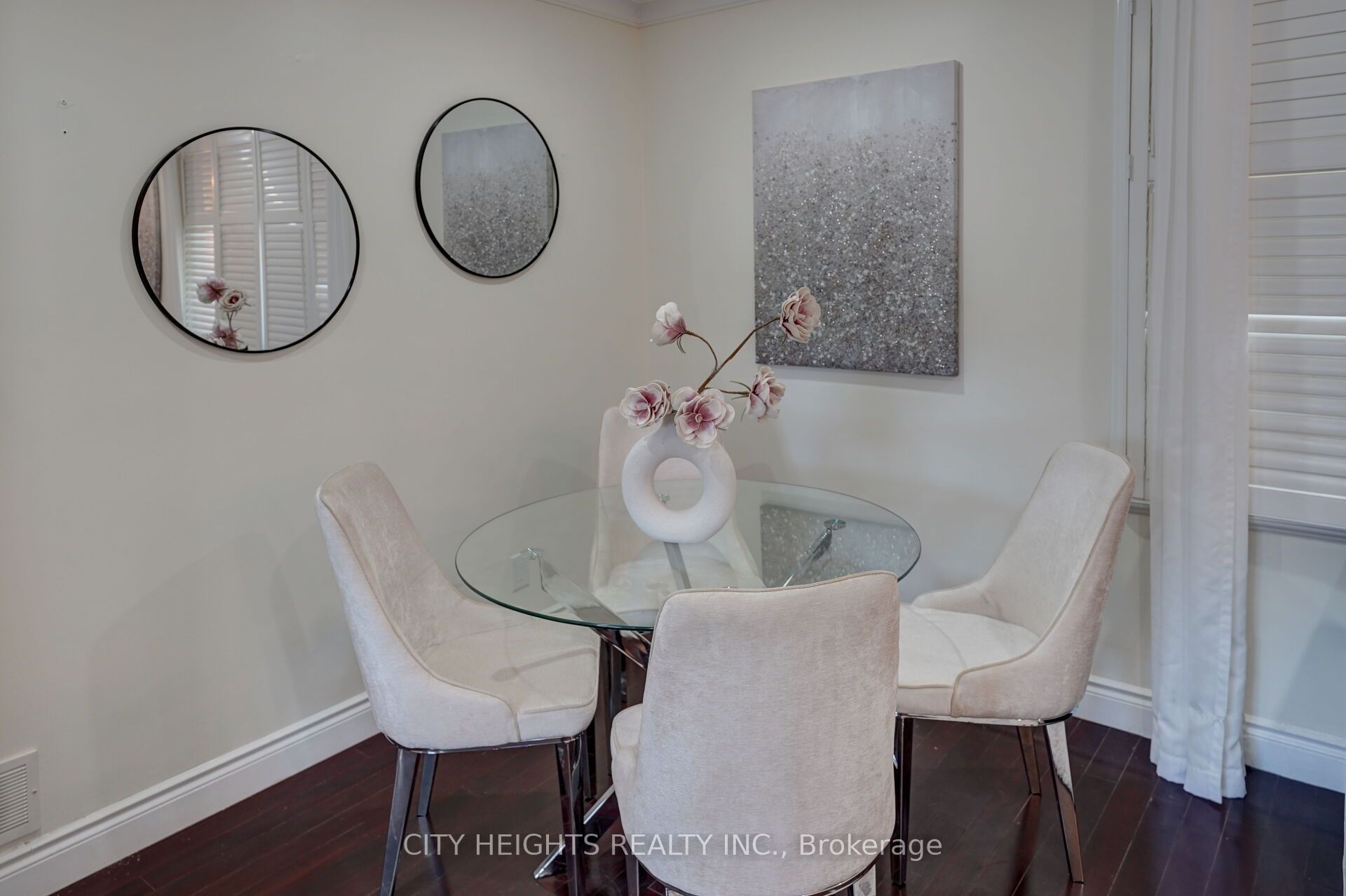 207 Christopher Drive Property Photo 10