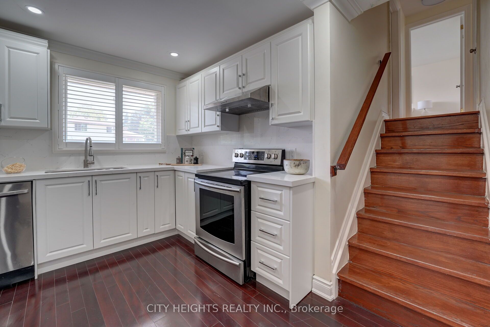 207 Christopher Drive Property Photo 22