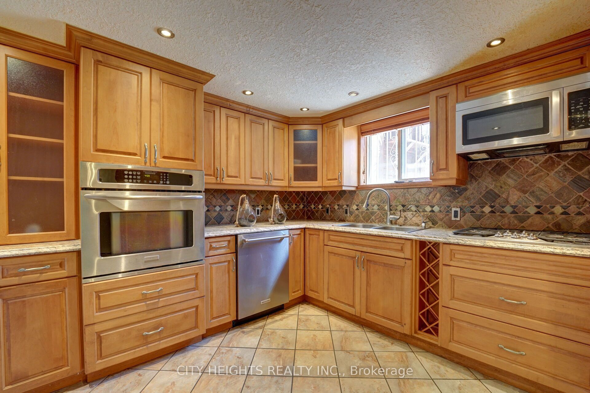 207 Christopher Drive Property Photo 40