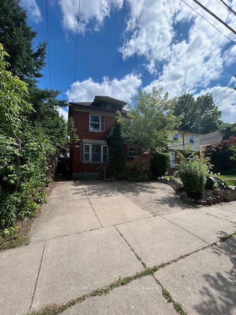 669 Lorne Ave Property Photo 1