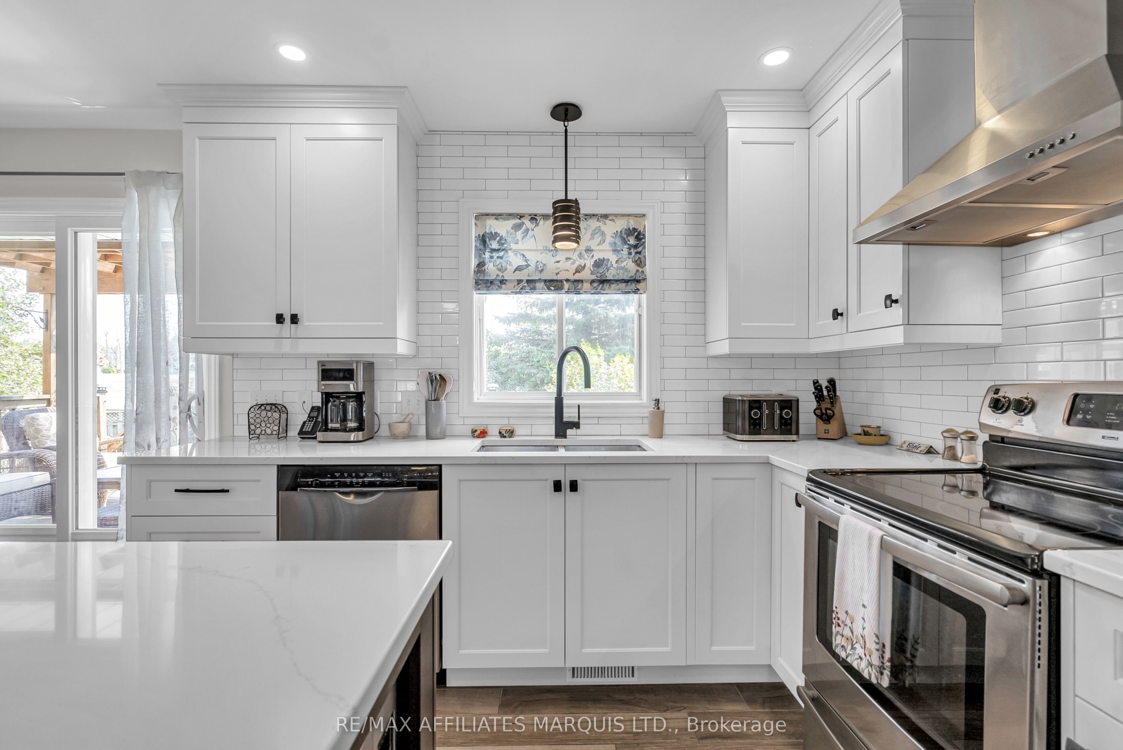 2145 Concorde Avenue Property Photo 12