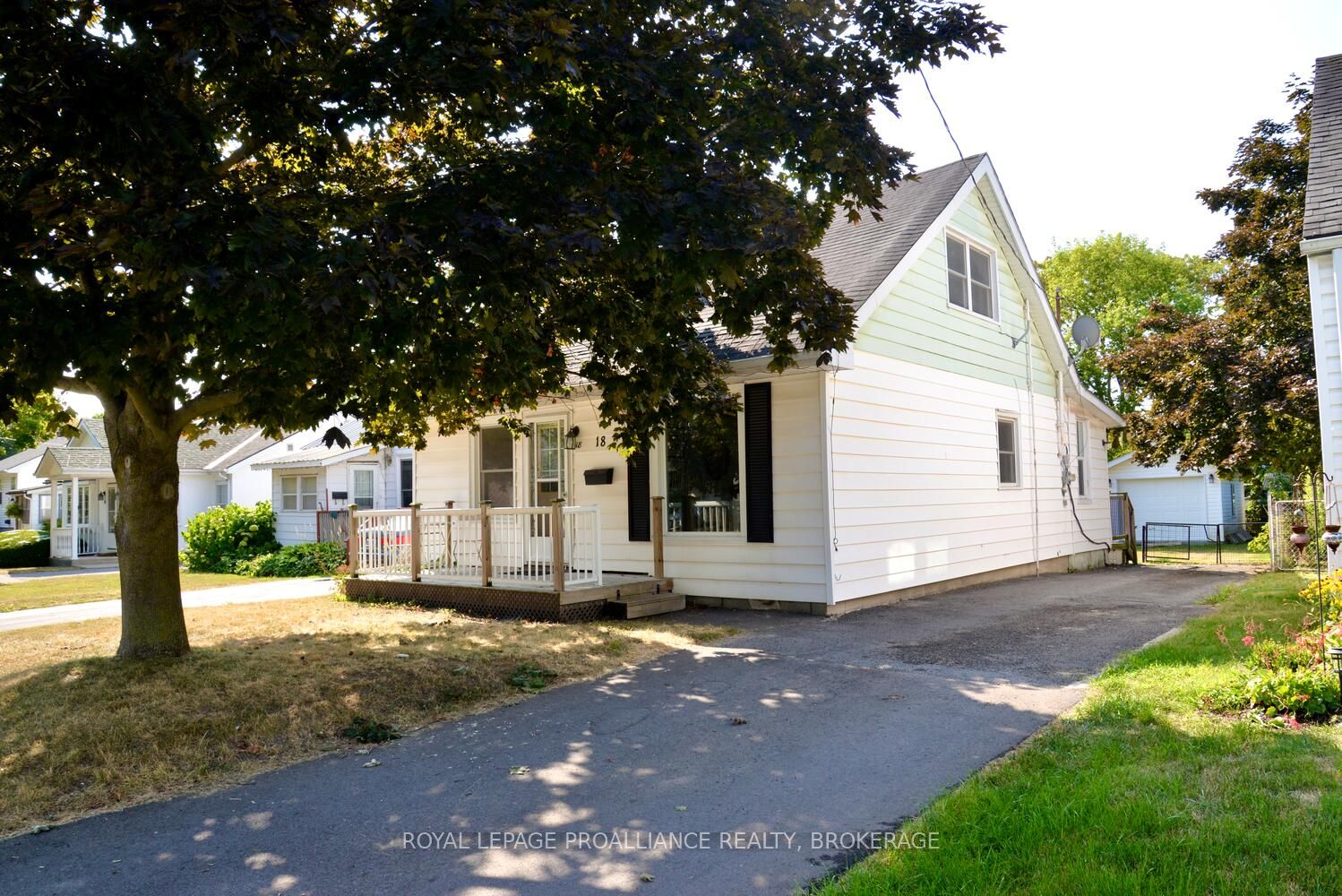 18 Dunkirk Avenue Property Photo 1