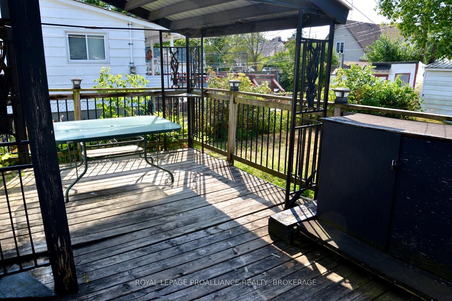 18 Dunkirk Avenue Property Photo 29