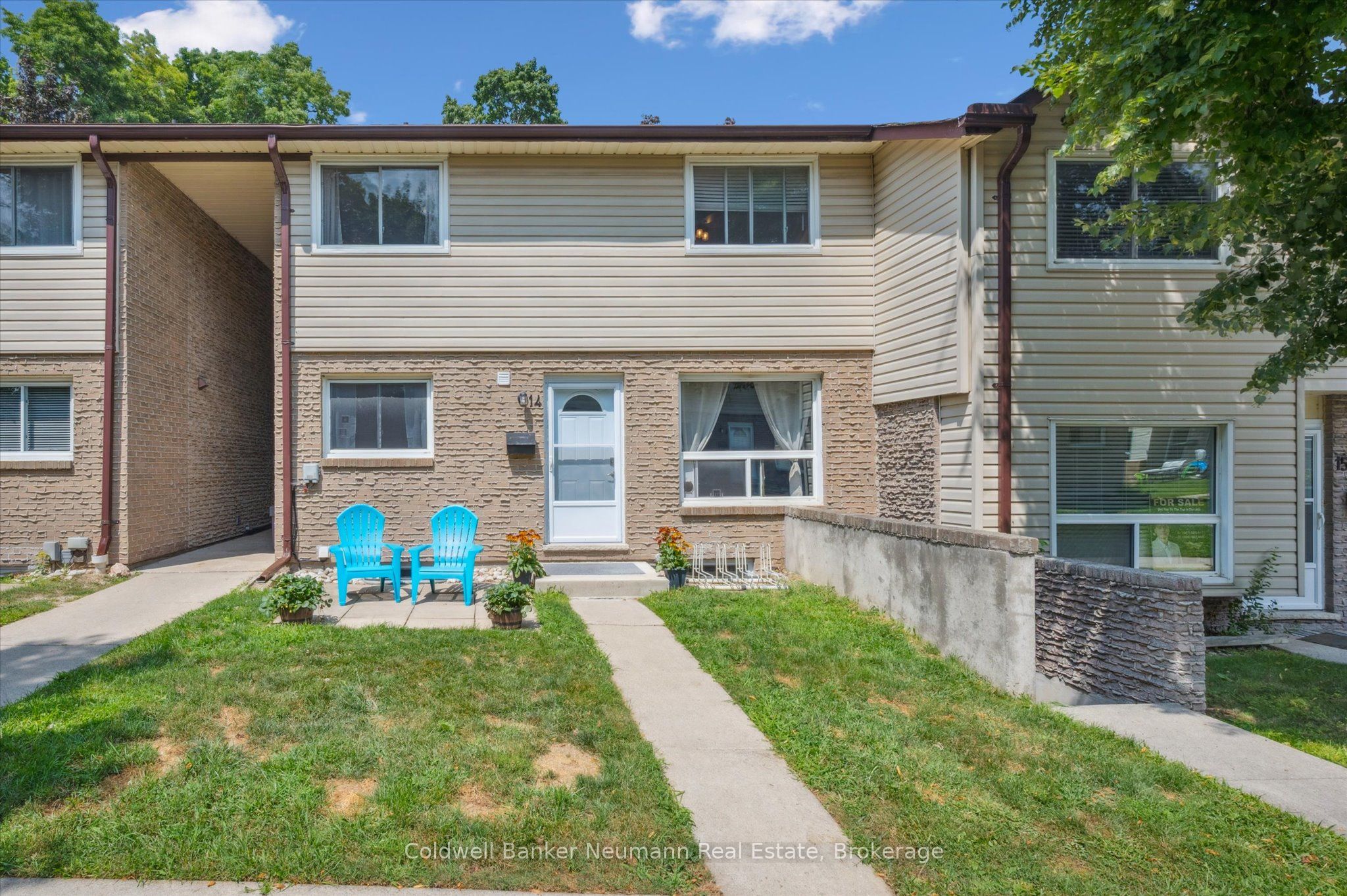 453 Albert Street 14 Property Photo 2