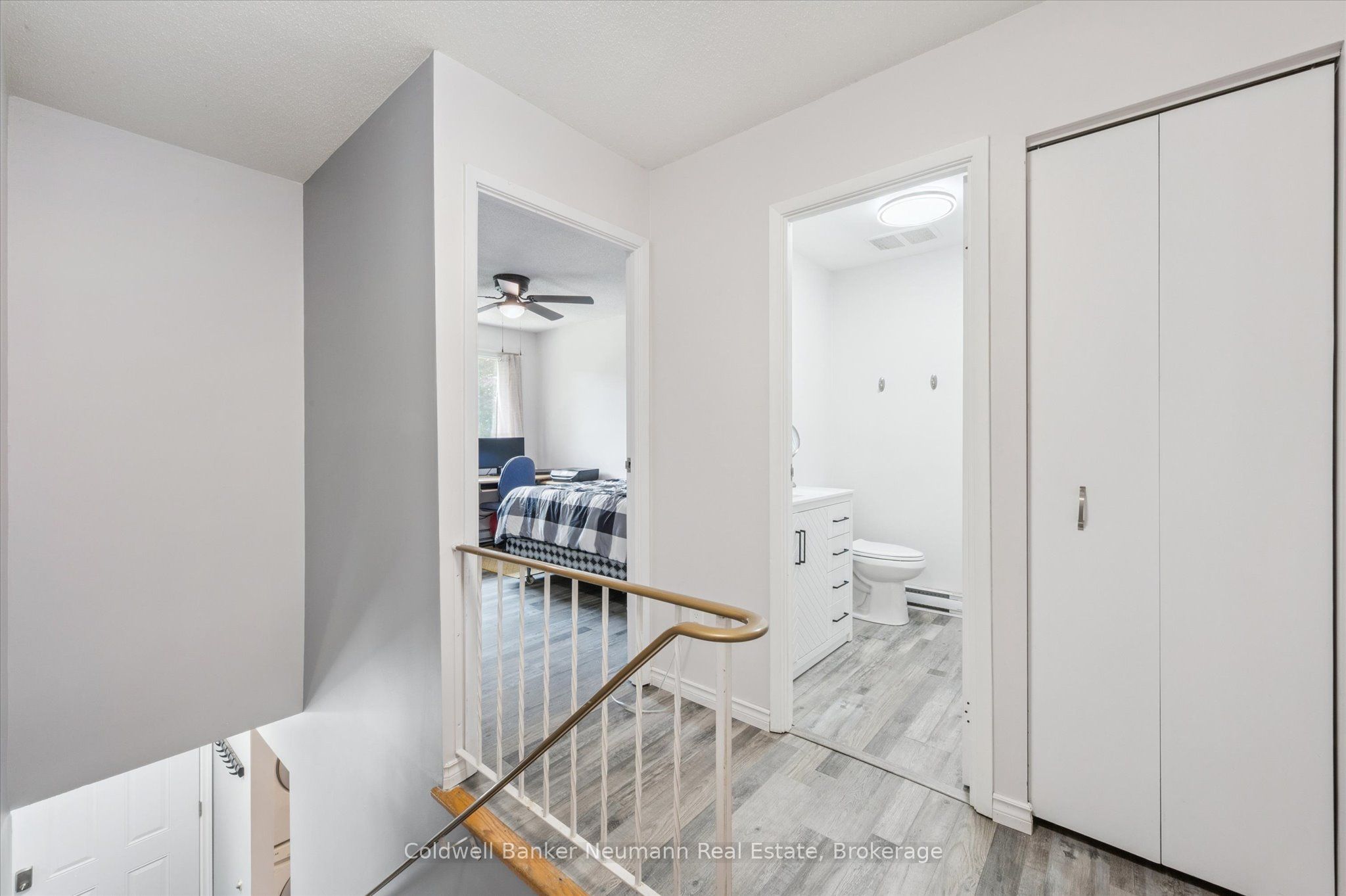 453 Albert Street 14 Property Photo 13