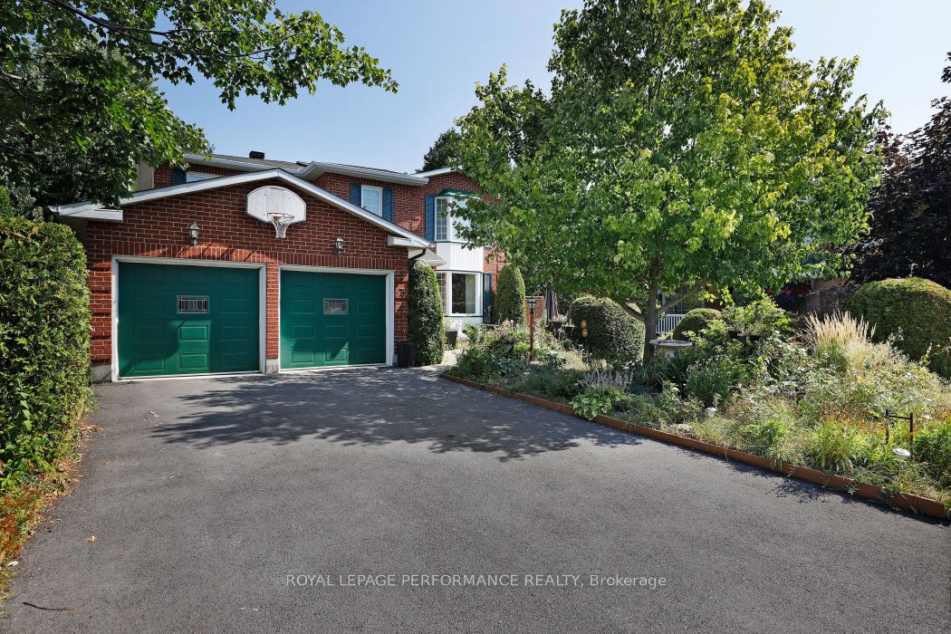 1870 Robinwood Pl Property Photo 1