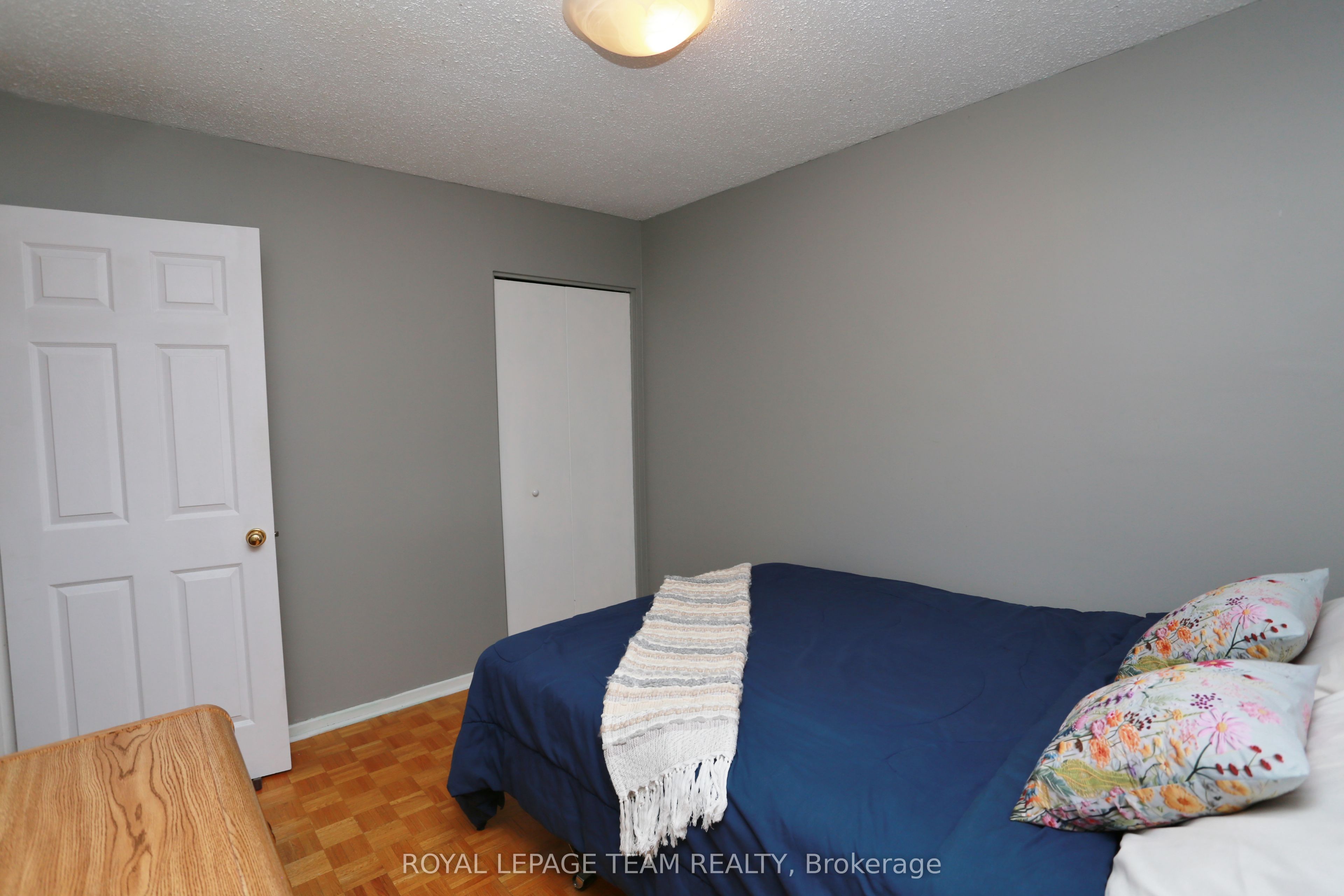 82 Maitland Street S Property Photo 20