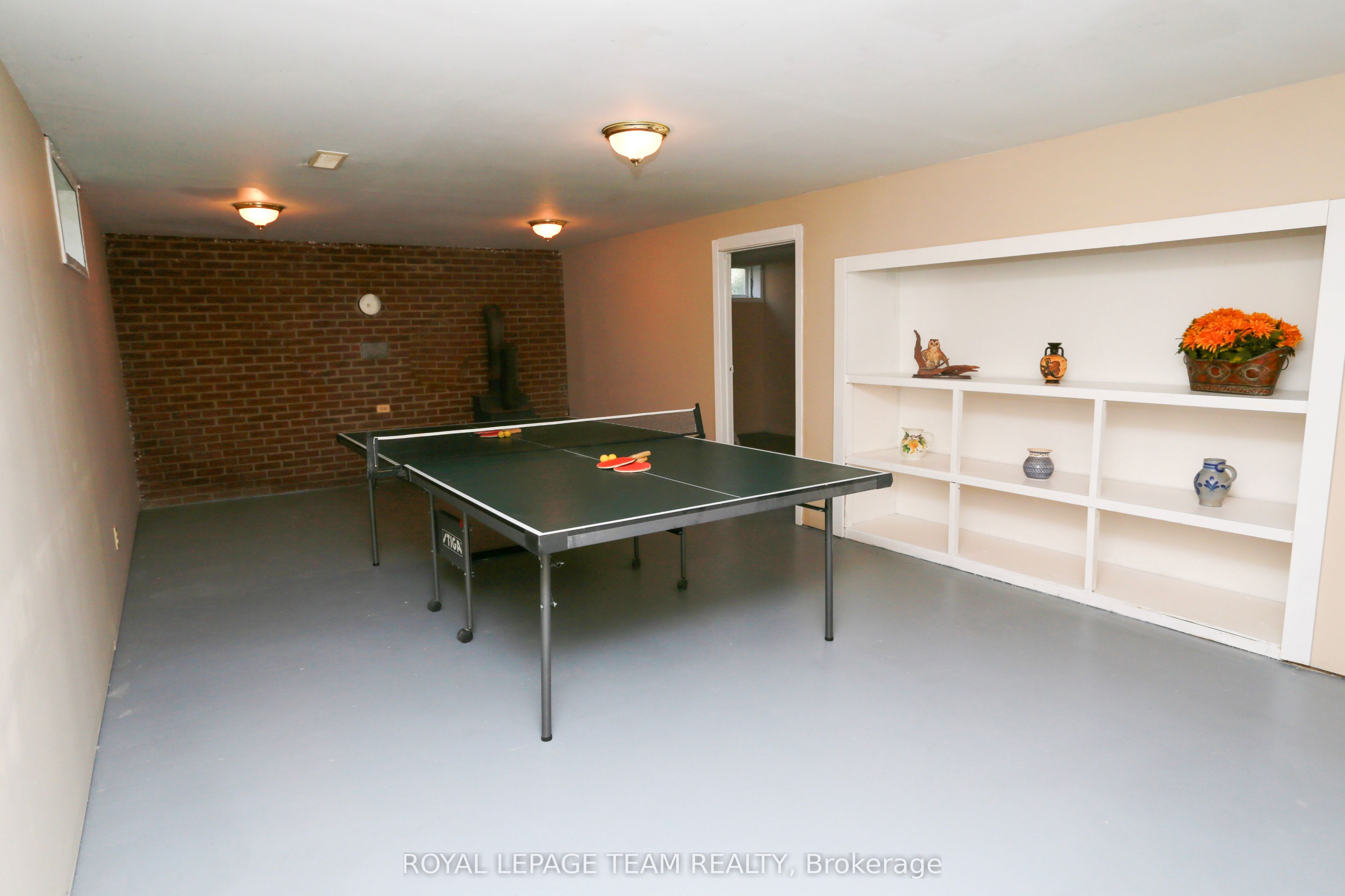 82 Maitland Street S Property Photo 24