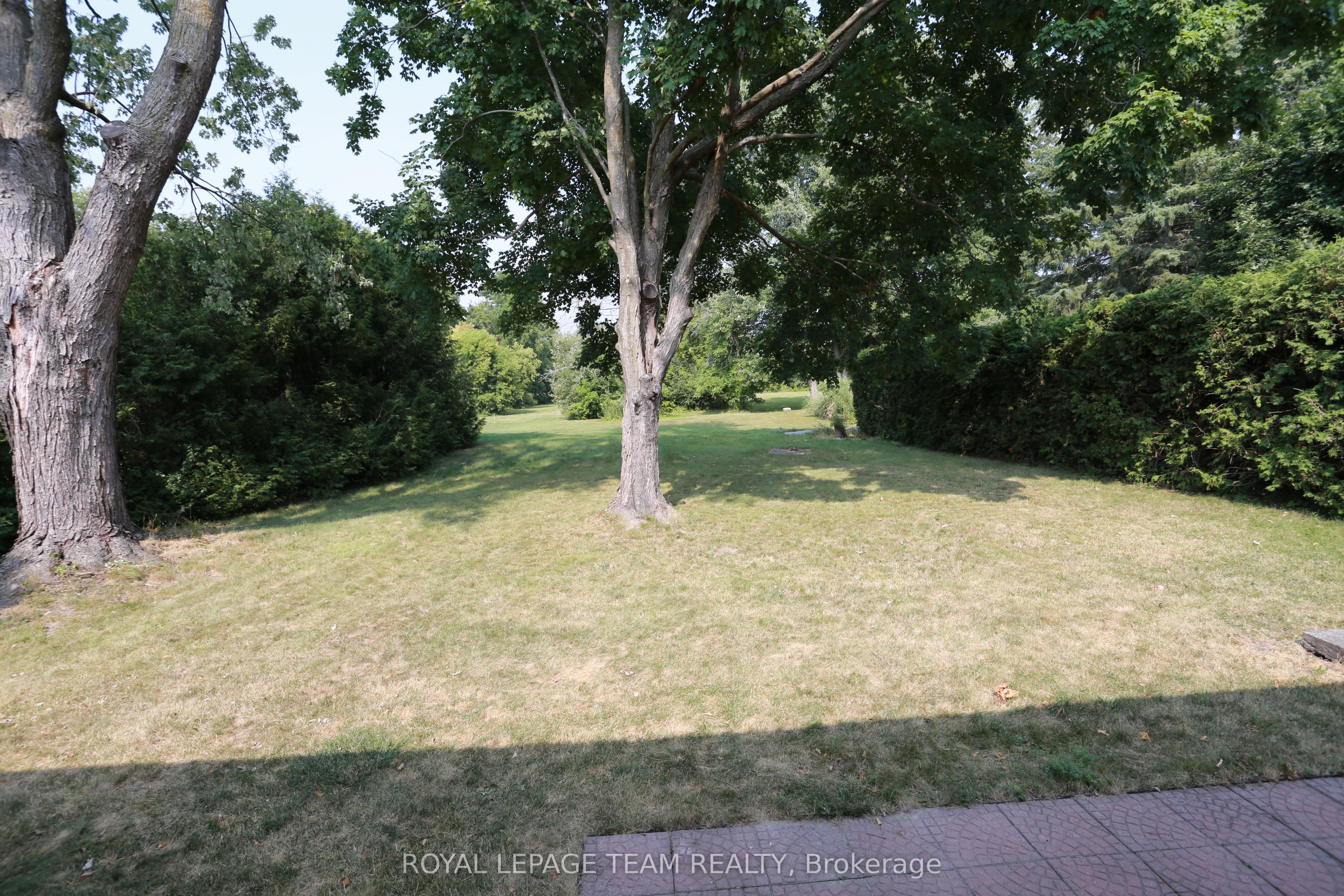 82 Maitland Street S Property Photo 31