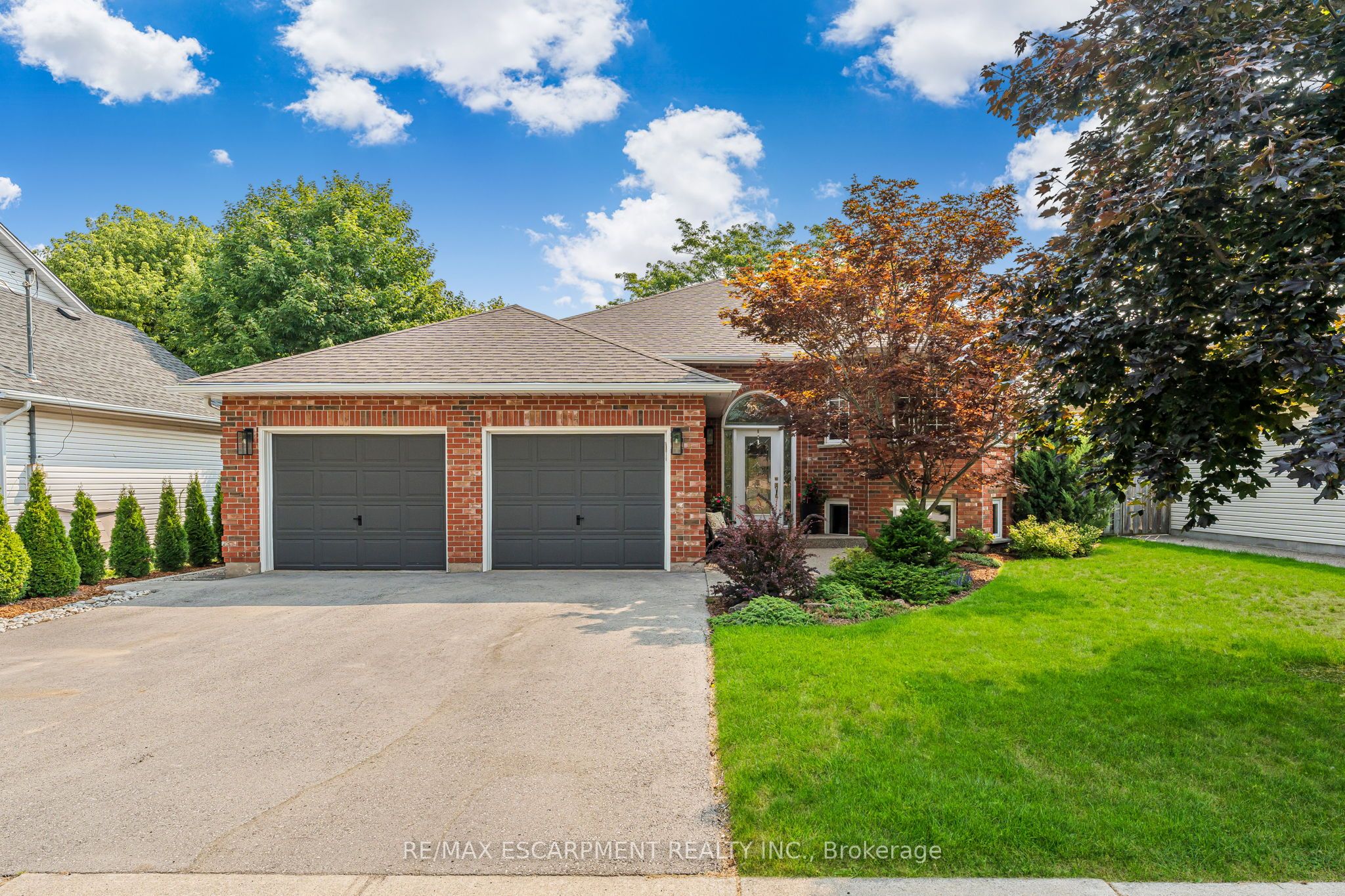 2461 Shurie Rd