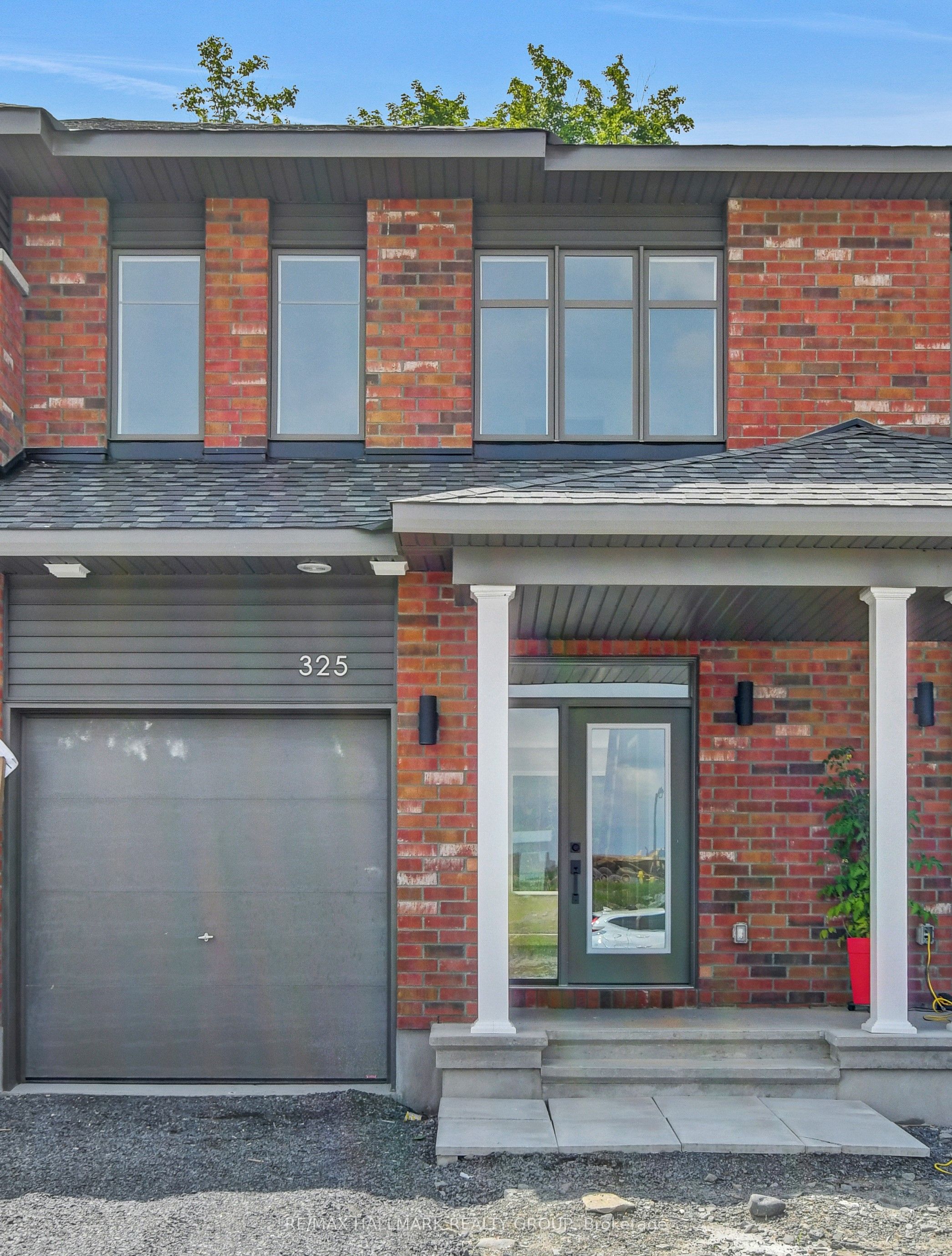 321 St Property Photo 1