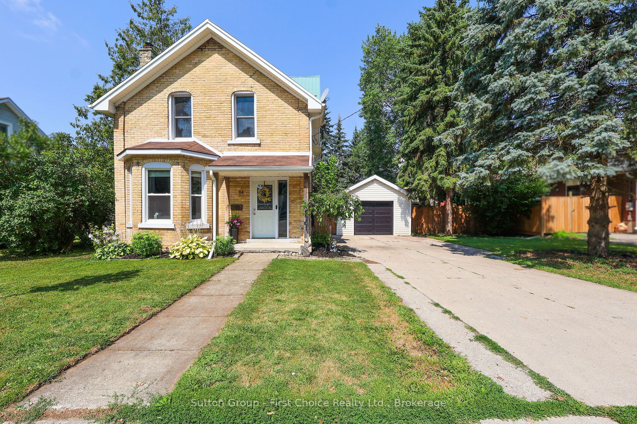 64 Dufferin St Property Photo 1