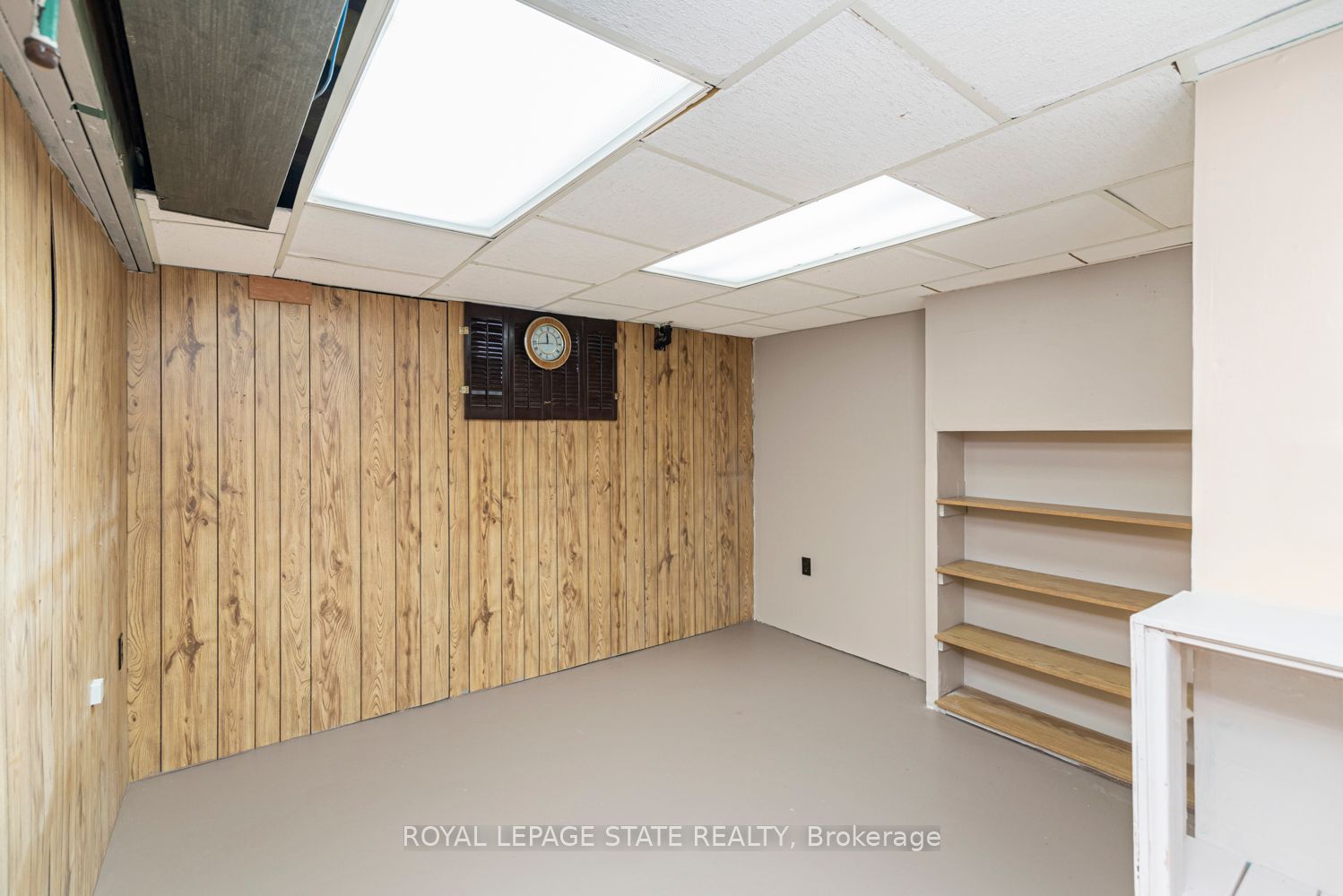 321 East 15th Street Property Photo 26