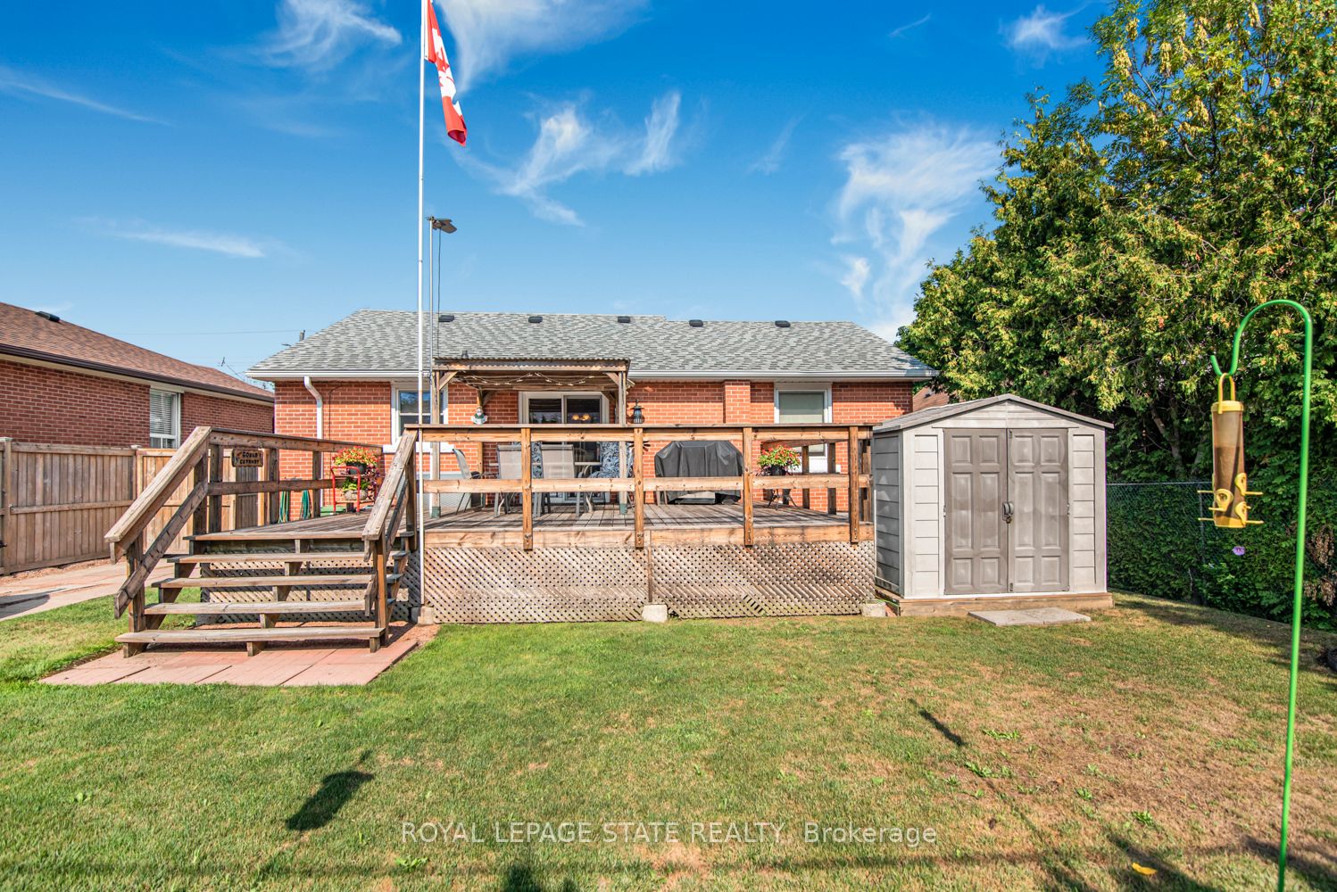 321 East 15th Street Property Photo 35