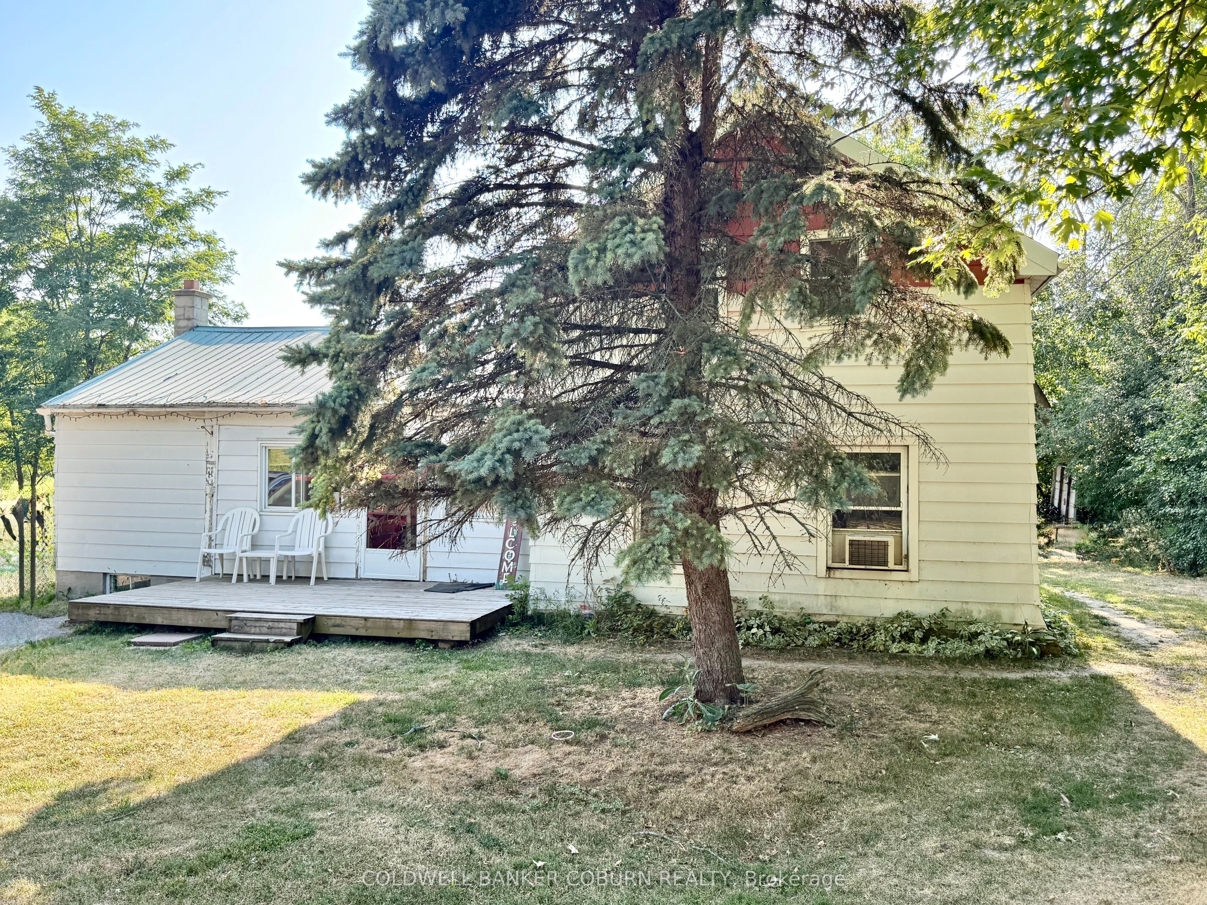 11467 Queen Street Property Photo 1