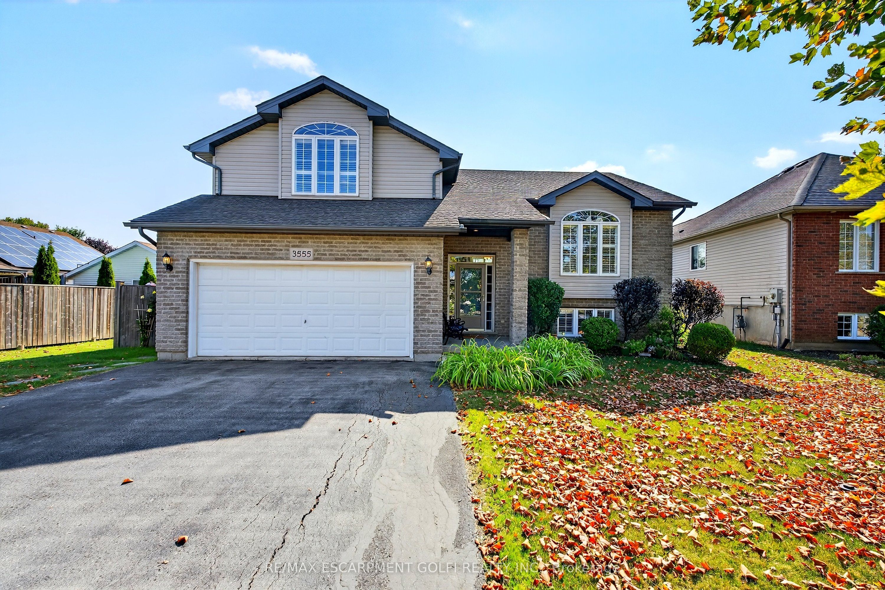 3555 Carver Street Property Photo