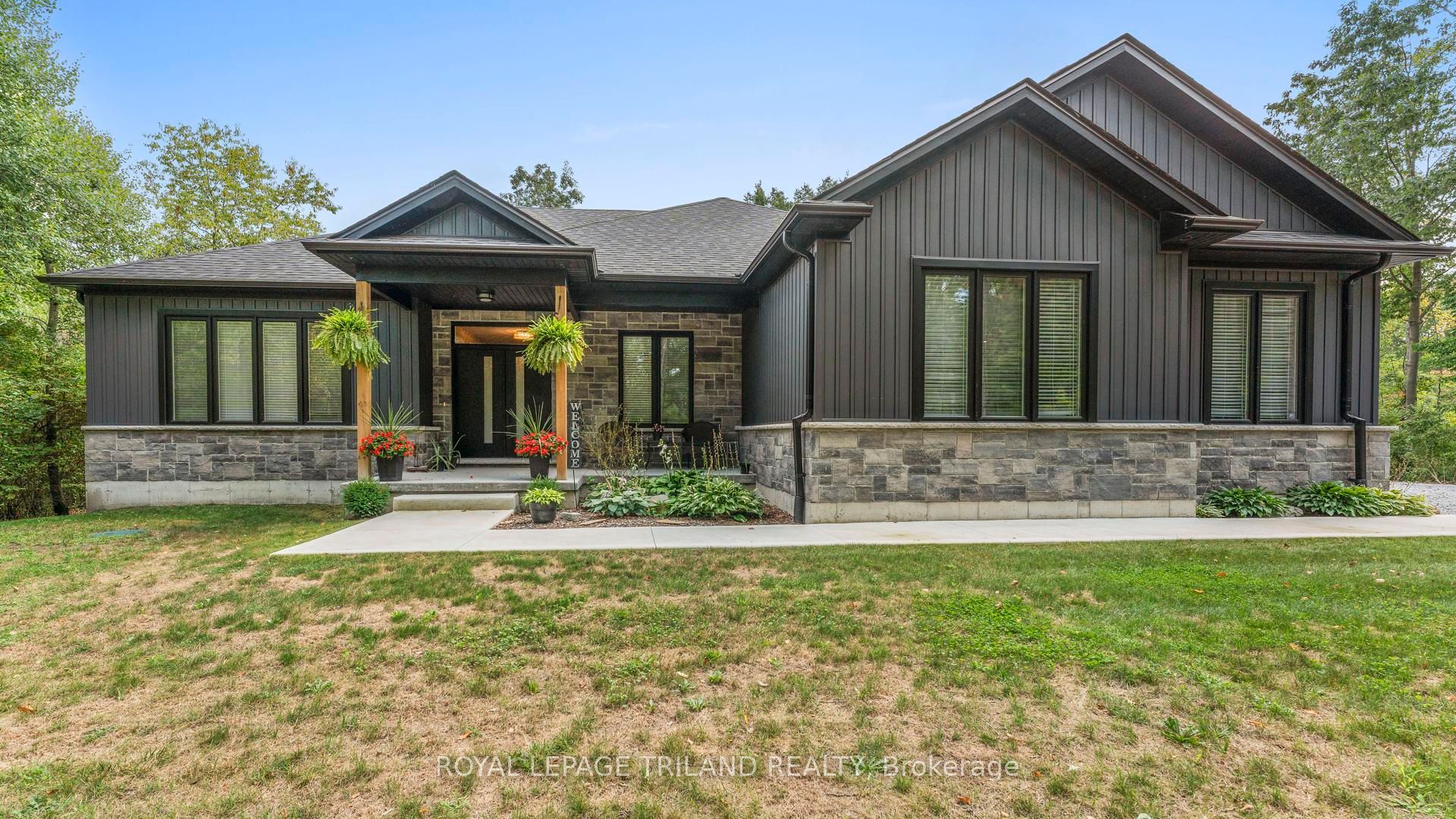 8443 Goosemarsh Line Property Photo 1