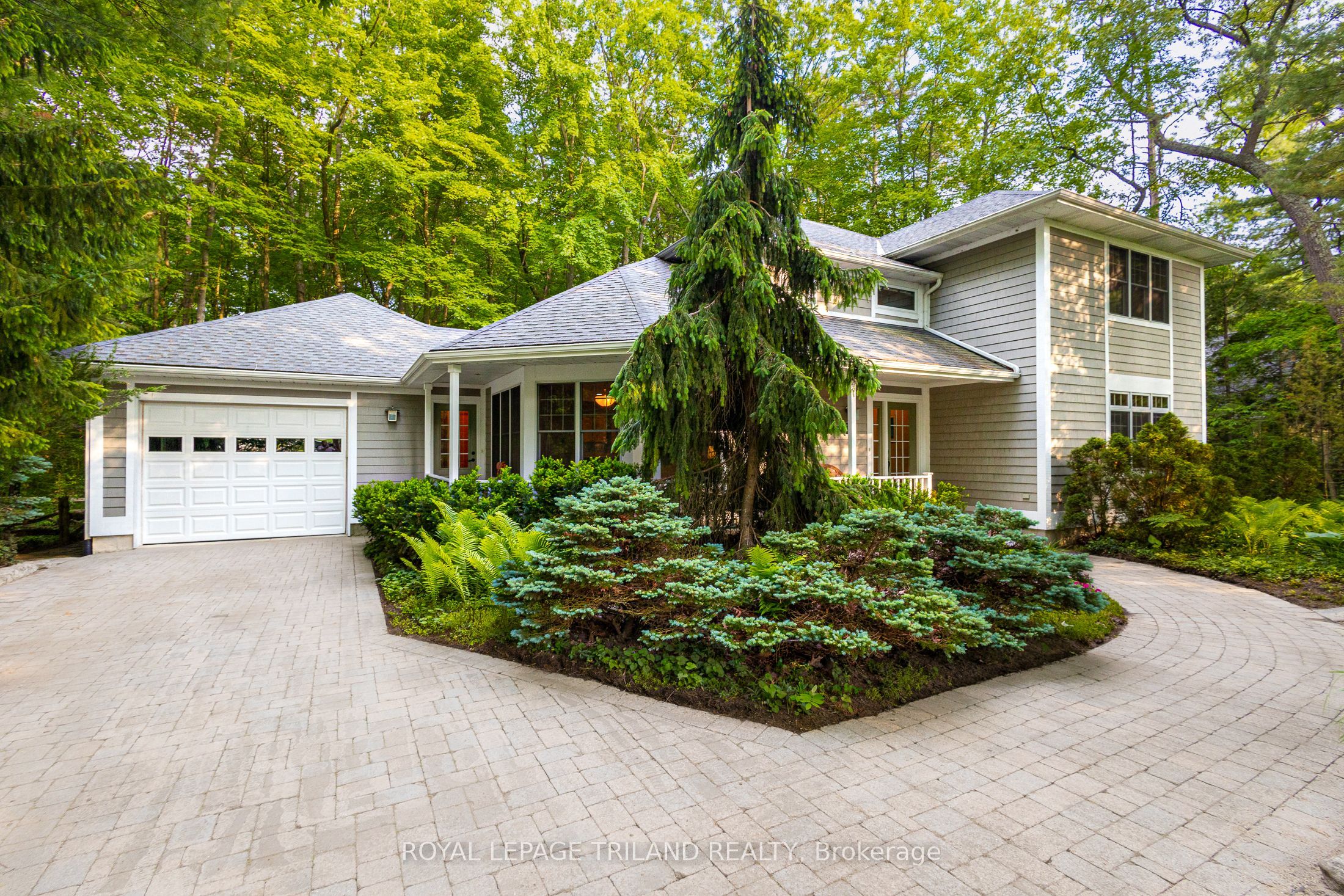 10221 Shoreline Dr Property Photo 1