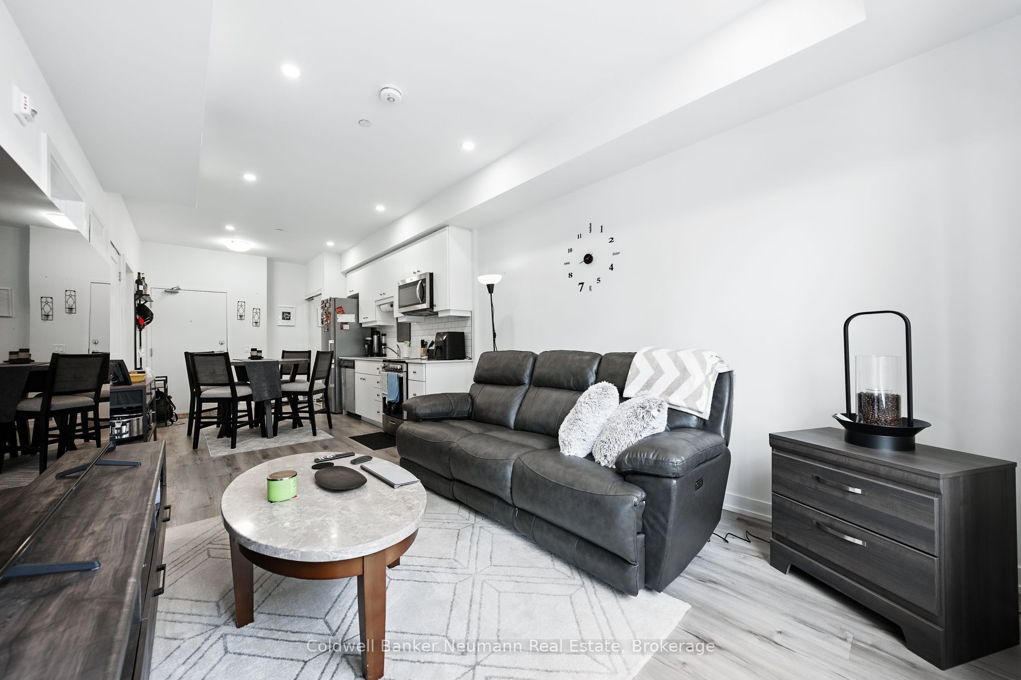 247 Northfield Drive E 210 Property Photo 22