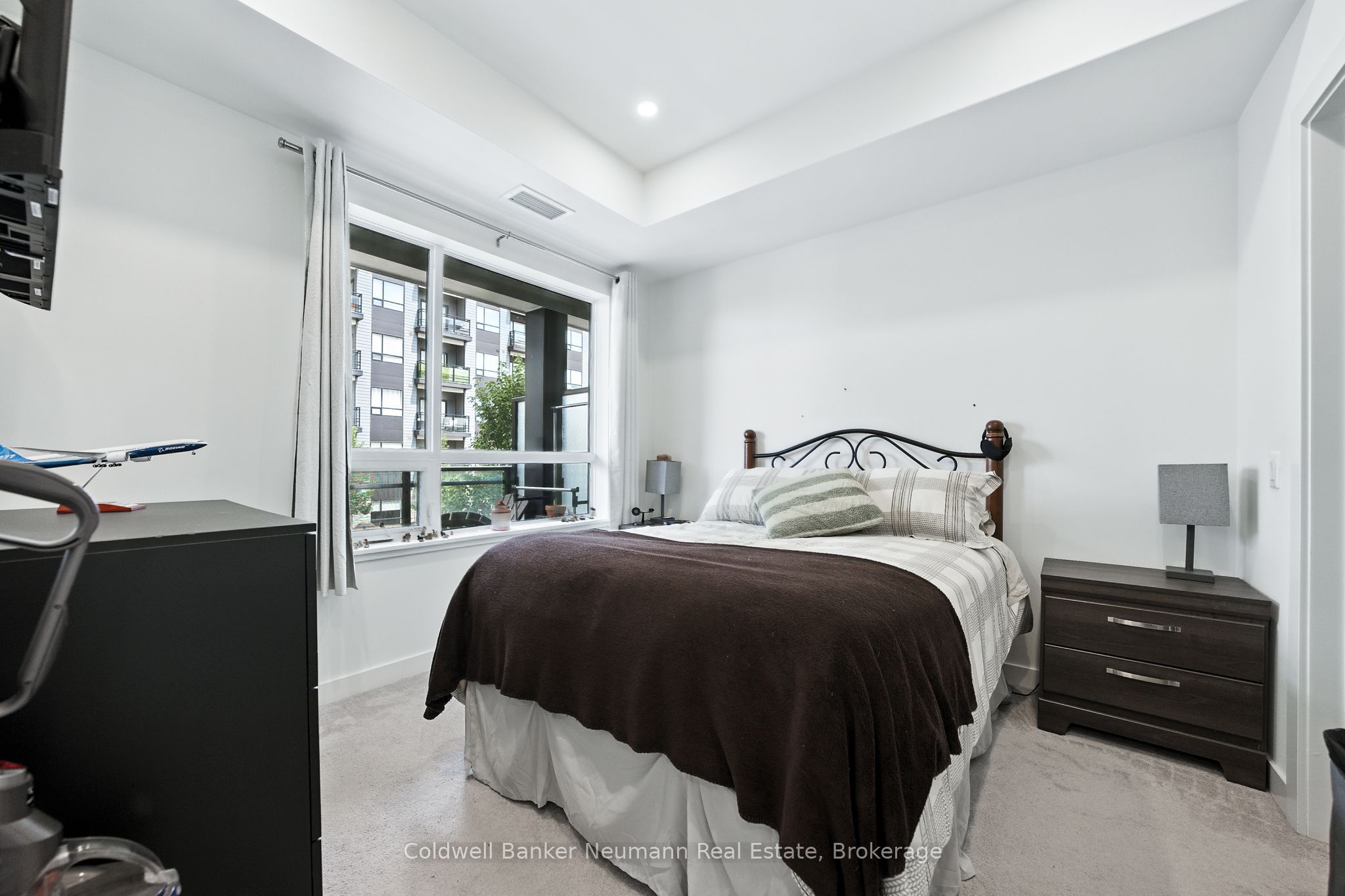 247 Northfield Drive E 210 Property Photo 25