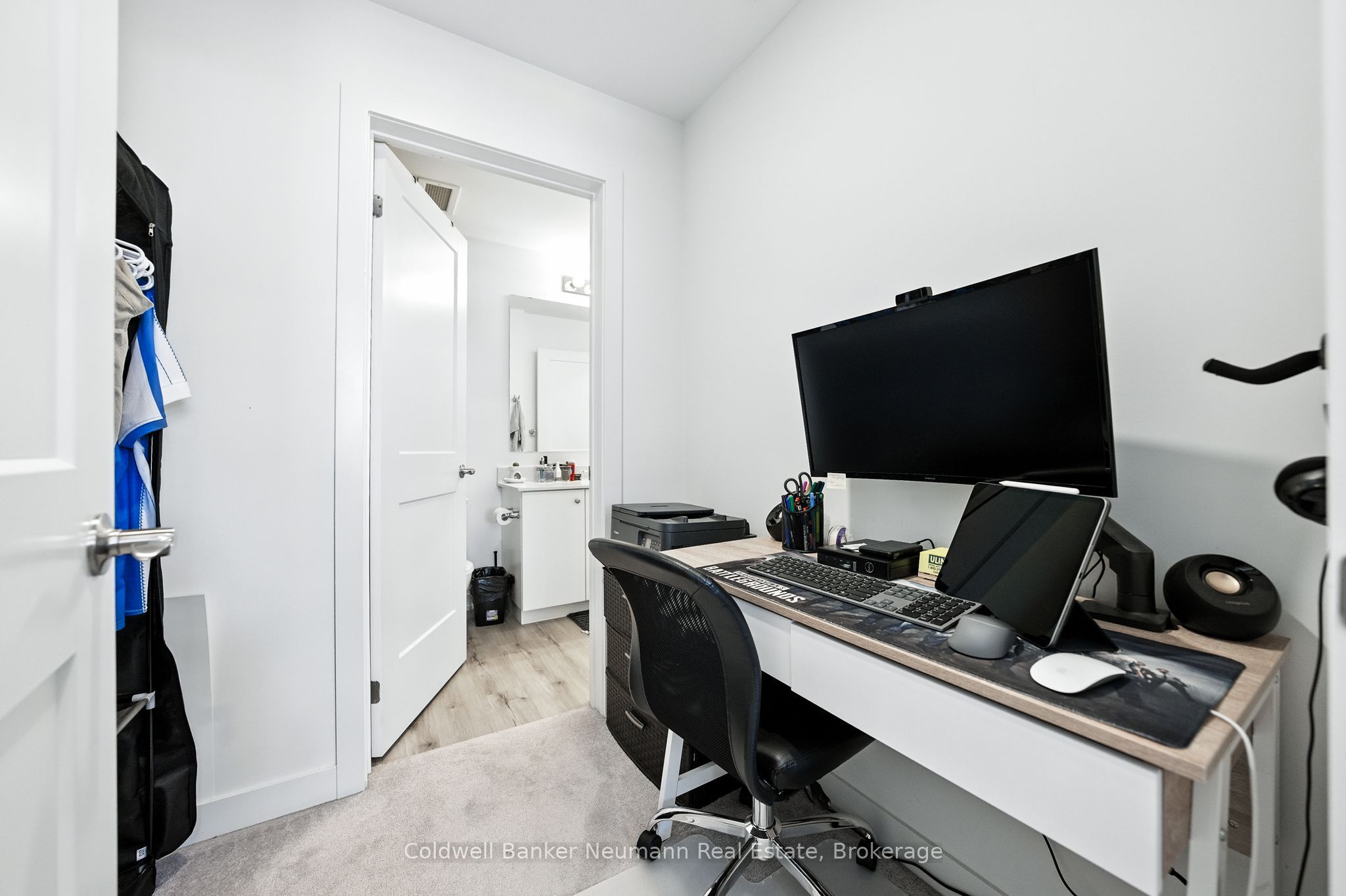 247 Northfield Drive E 210 Property Photo 27