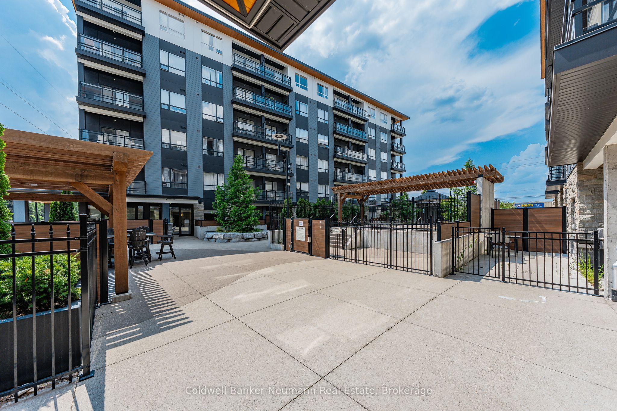 247 Northfield Drive E 210 Property Photo 38