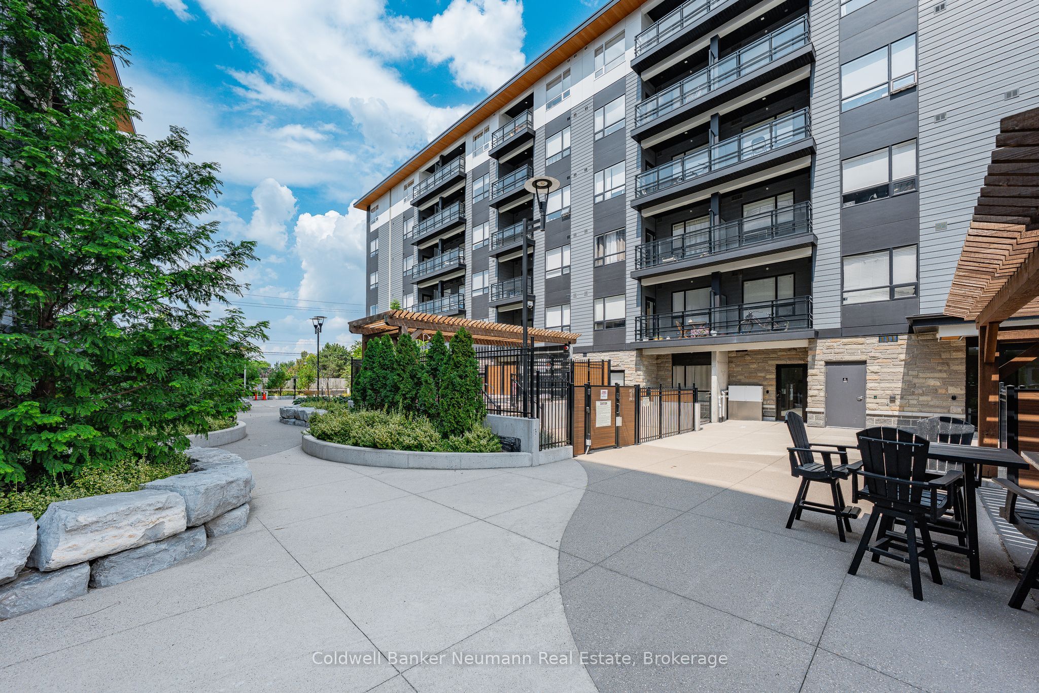 247 Northfield Drive E 210 Property Photo 40