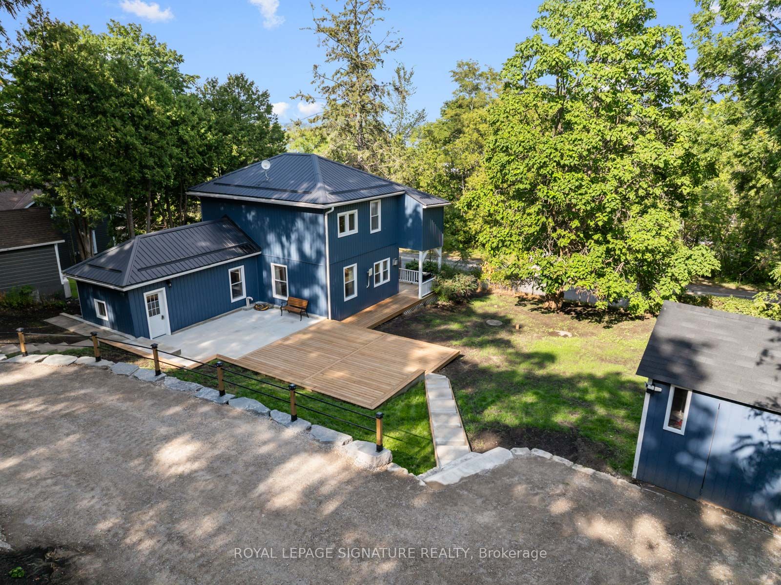 5265 Kelly Road Property Photo 1