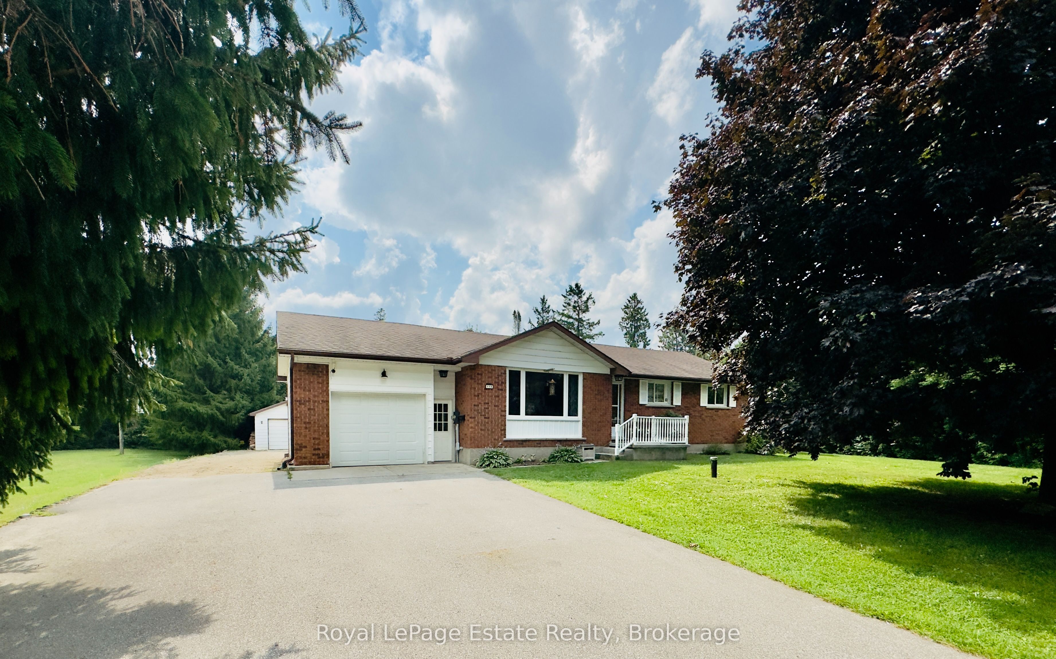 110 Wendy Ln