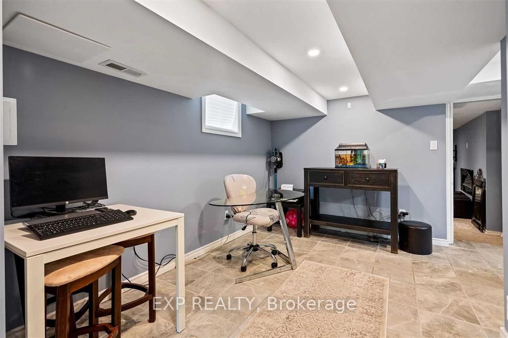 70 Jarrow Road Property Photo 15