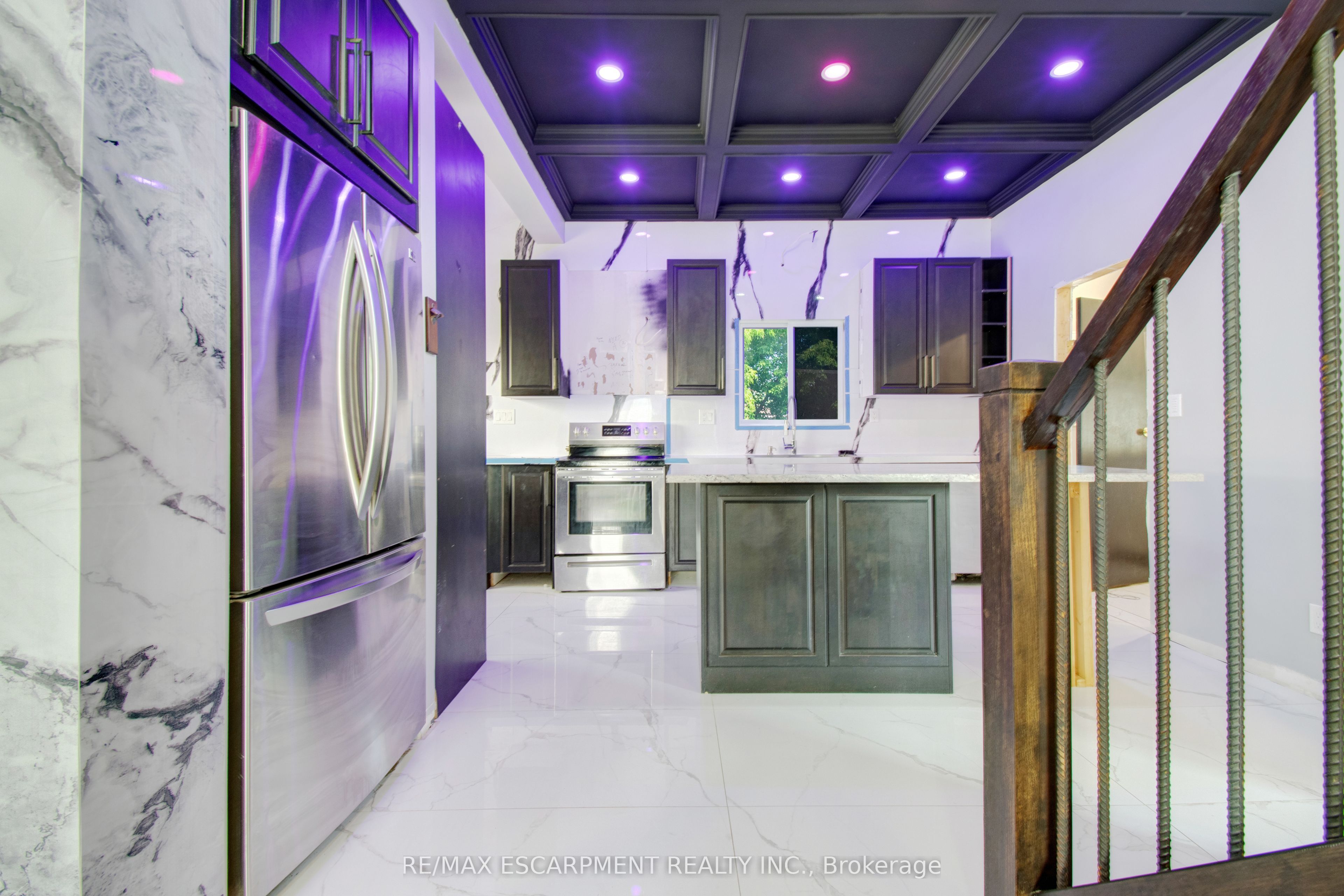 85 East 37th Street Property Photo 12