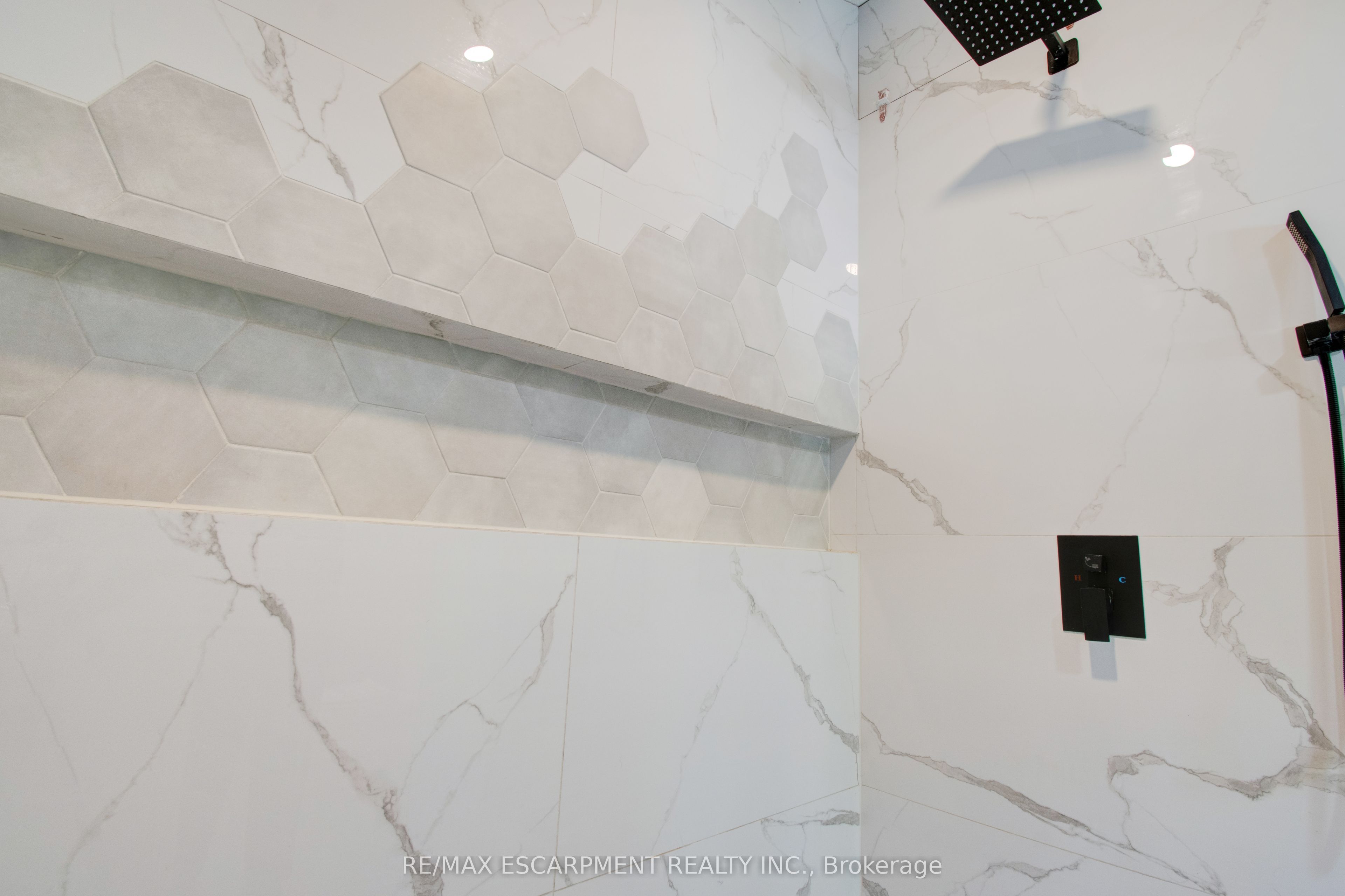 85 East 37th Street Property Photo 28