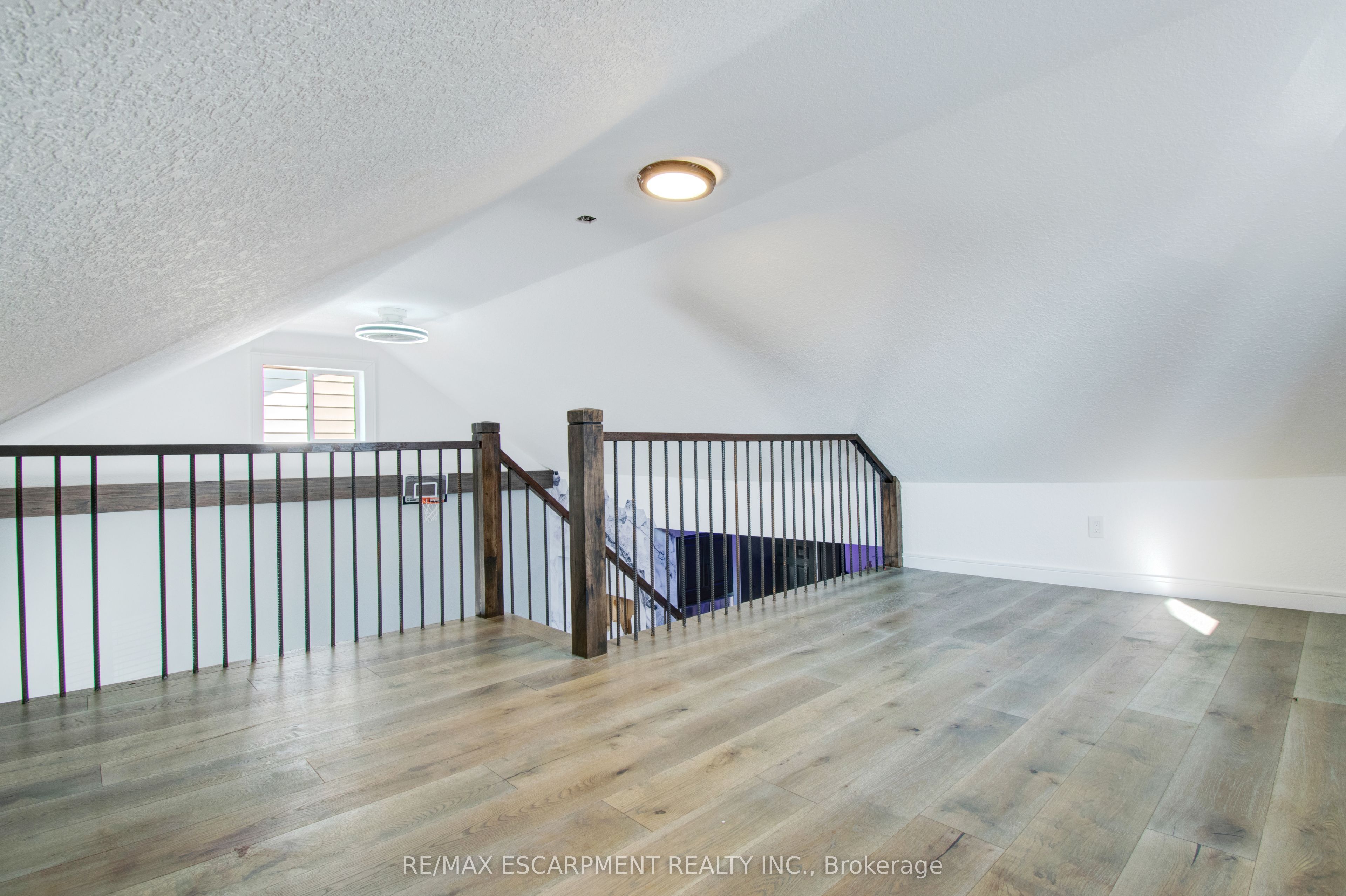 85 East 37th Street Property Photo 34